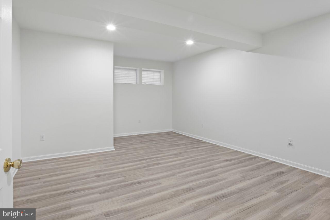 Woodbridge, Virginia, 22191, United States, 6 Bedrooms Bedrooms, ,5 BathroomsBathrooms,Residential,For Sale,1949818