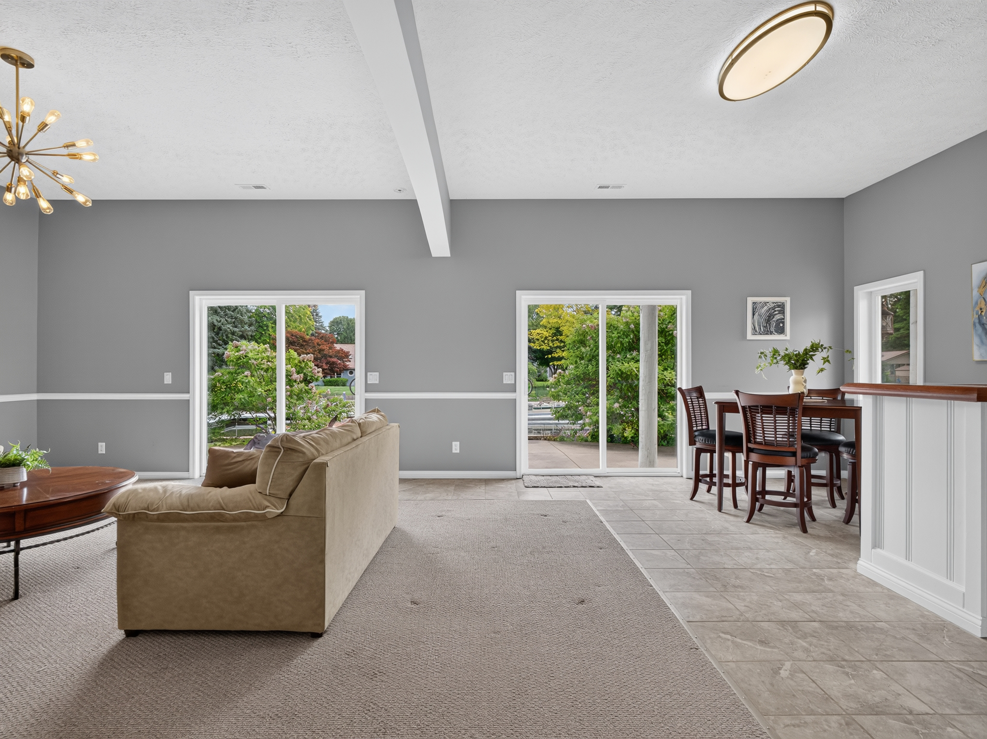  Spacious Channel-Front Home Off Lake Wawasee - 物件實景