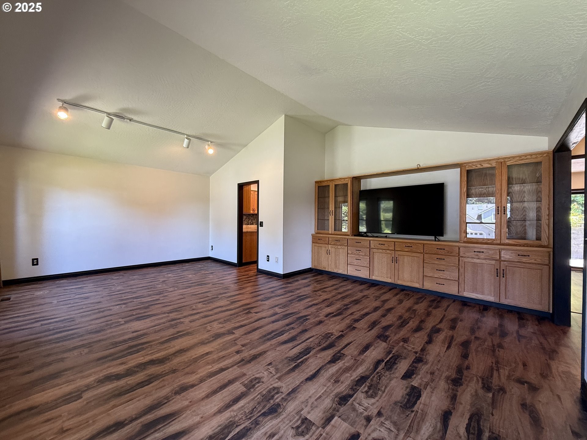 Brookings, Oregon, 97415, United States, 3 Bedrooms Bedrooms, ,2 BathroomsBathrooms,Residential,For Sale,1981548