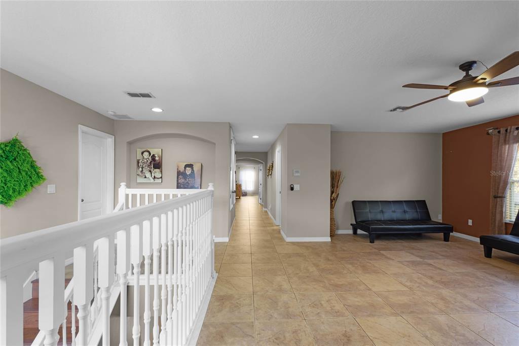 Oviedo, Florida, 32765, United States, 6 Bedrooms Bedrooms, ,5 BathroomsBathrooms,Residential,For Sale,1857503