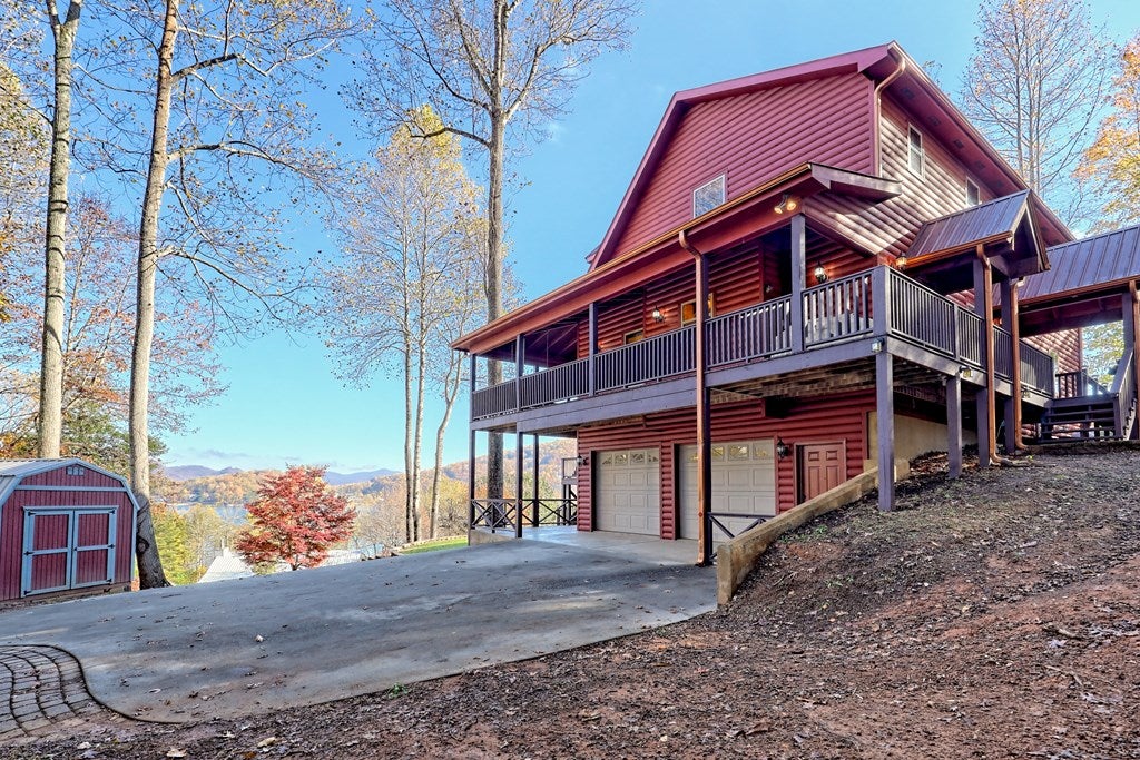 Young Harris, Georgia, 30582, United States, 4 Bedrooms Bedrooms, ,5 BathroomsBathrooms,Residential,For Sale,1987920