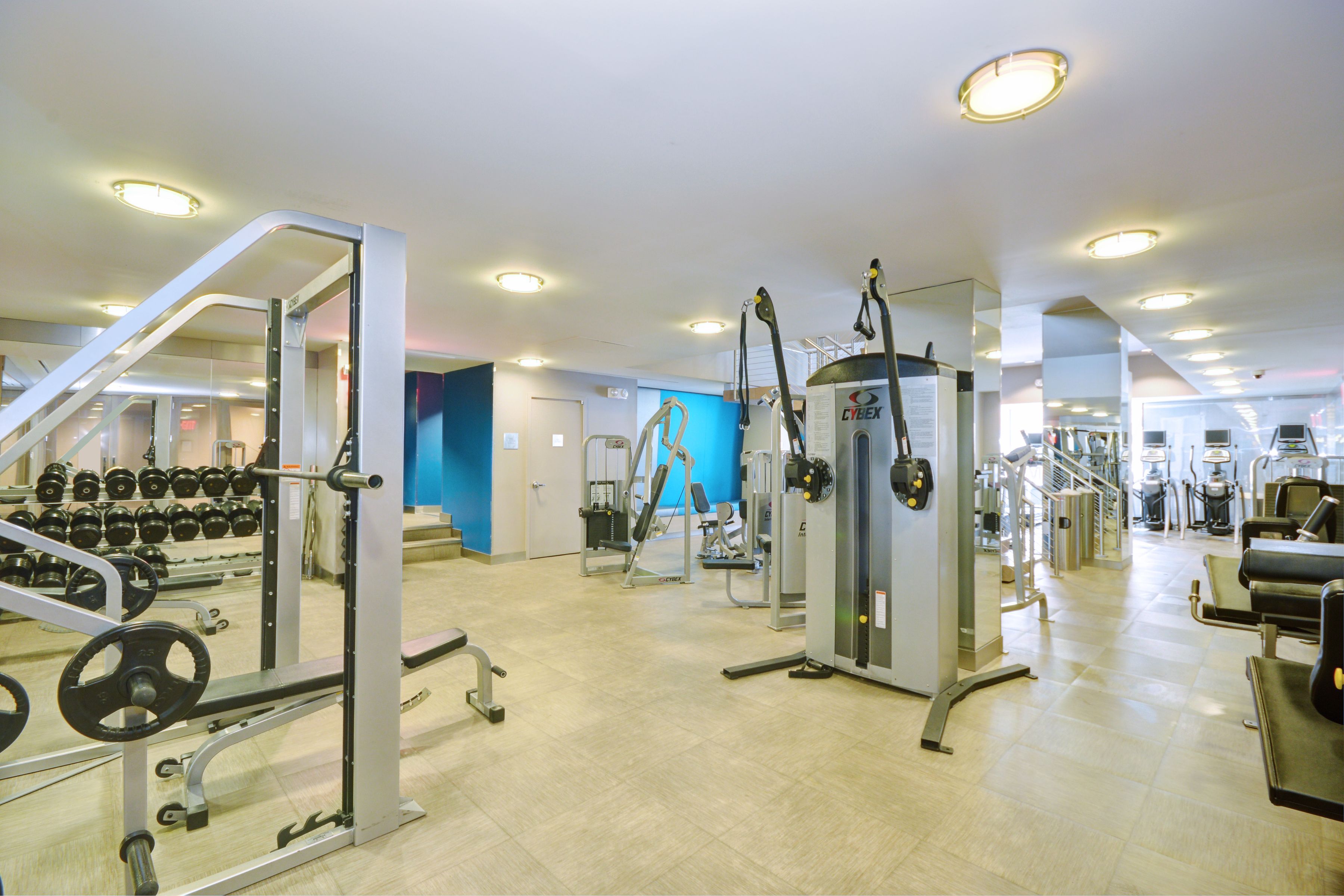  225 Rector Place - 物件實景