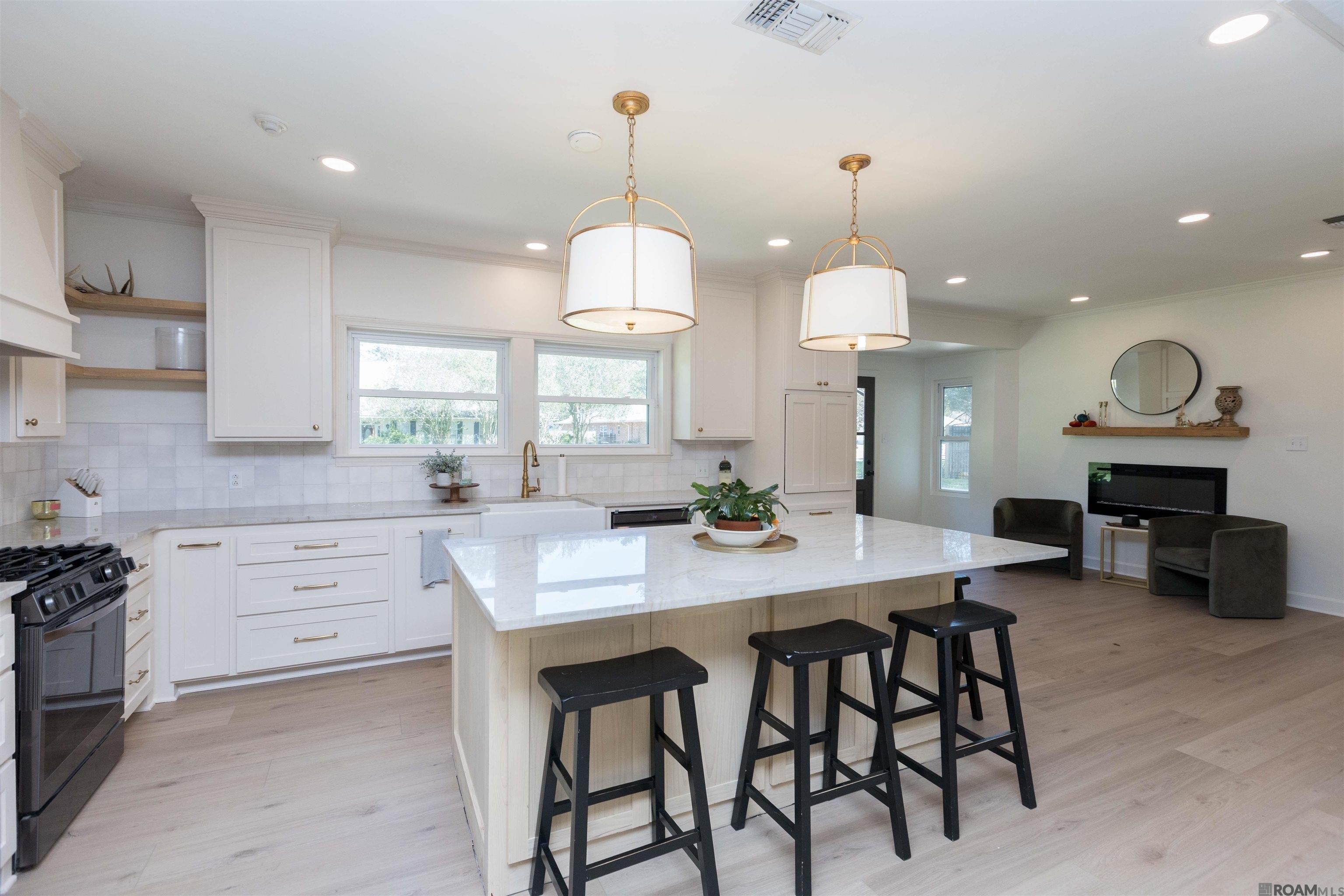 Baton Rouge, Louisiana, 70820, United States, 4 Bedrooms Bedrooms, ,3 BathroomsBathrooms,Residential,For Sale,1980276