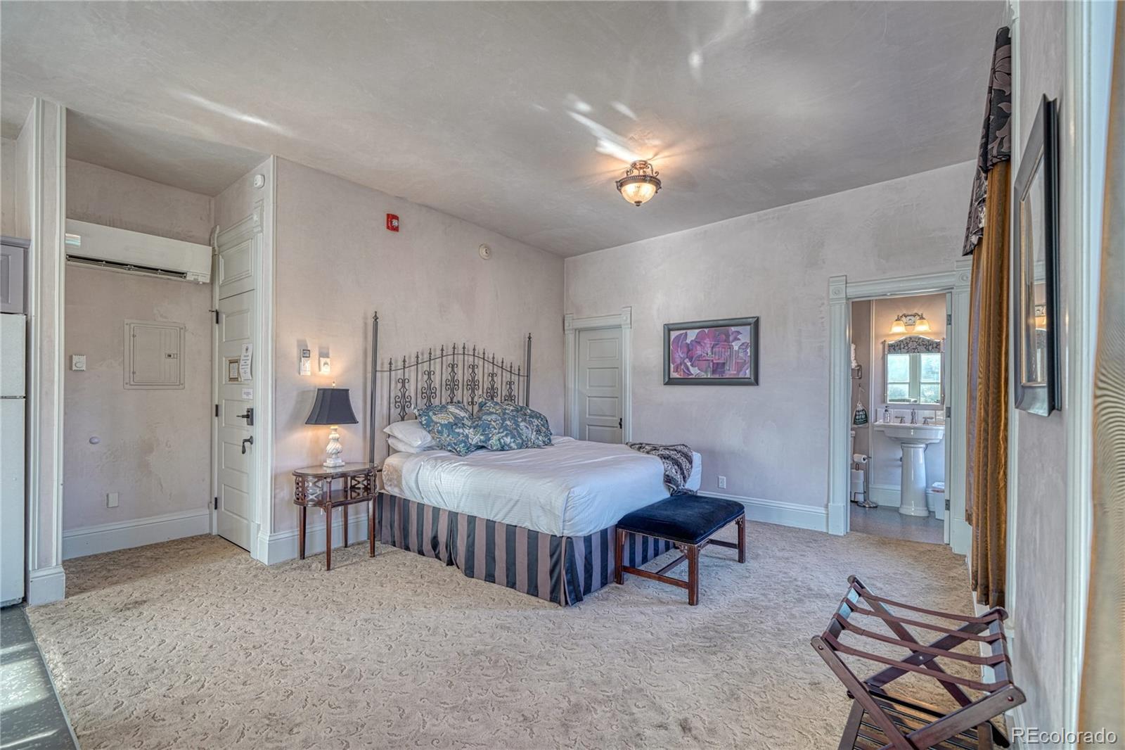 Salida, Colorado, 81201, United States, 1 Bedroom Bedrooms, ,1 BathroomBathrooms,Residential,For Sale,1944945