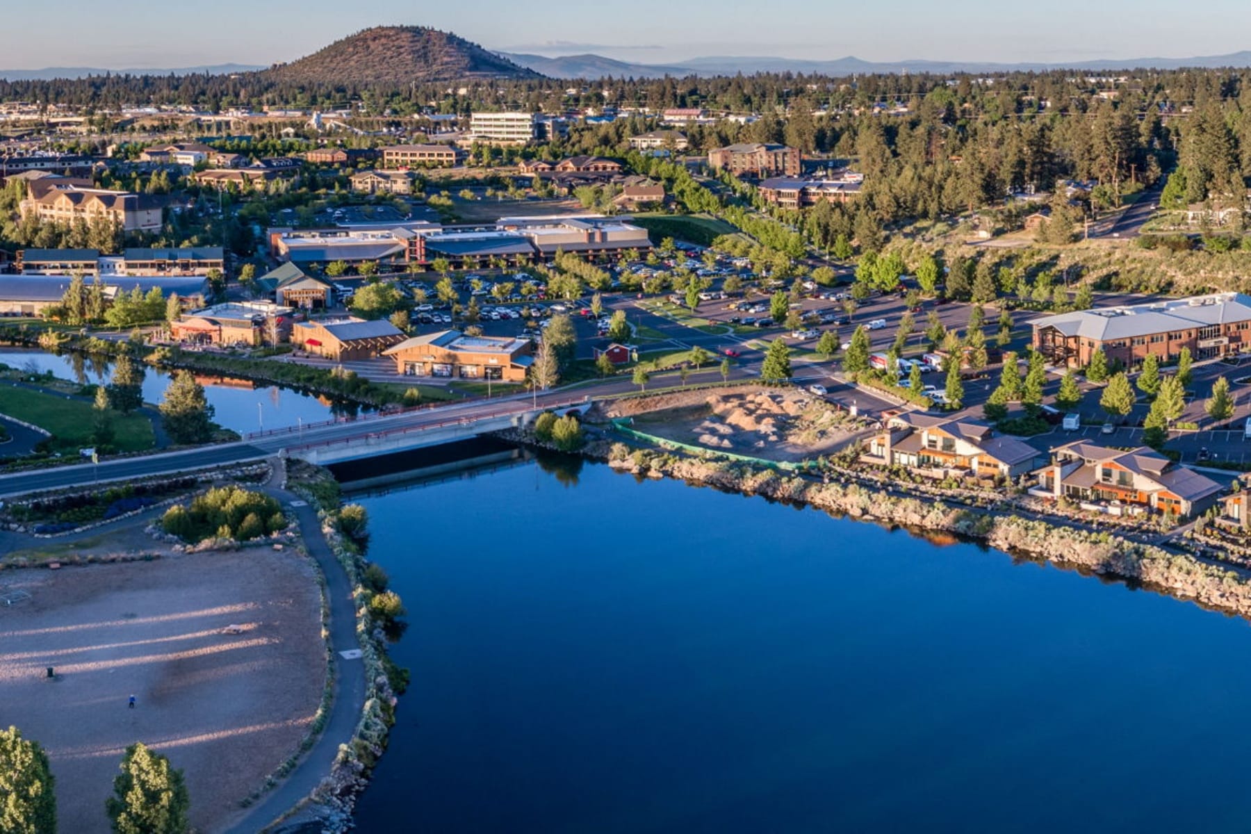  1327 NW Constellation Drive Bend, OR 97703 - 物件實景