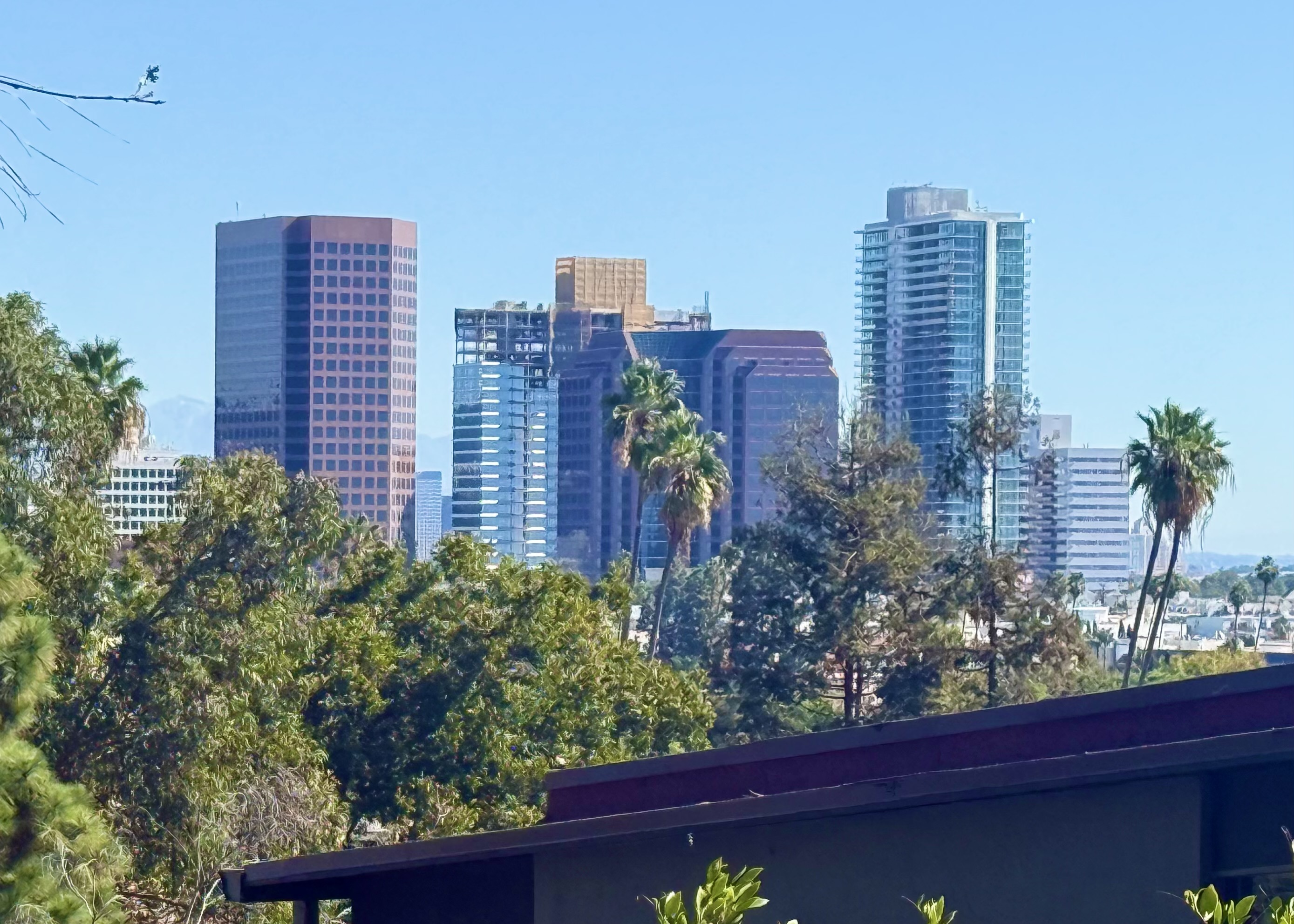  910 Centinela Ave - 物件實景