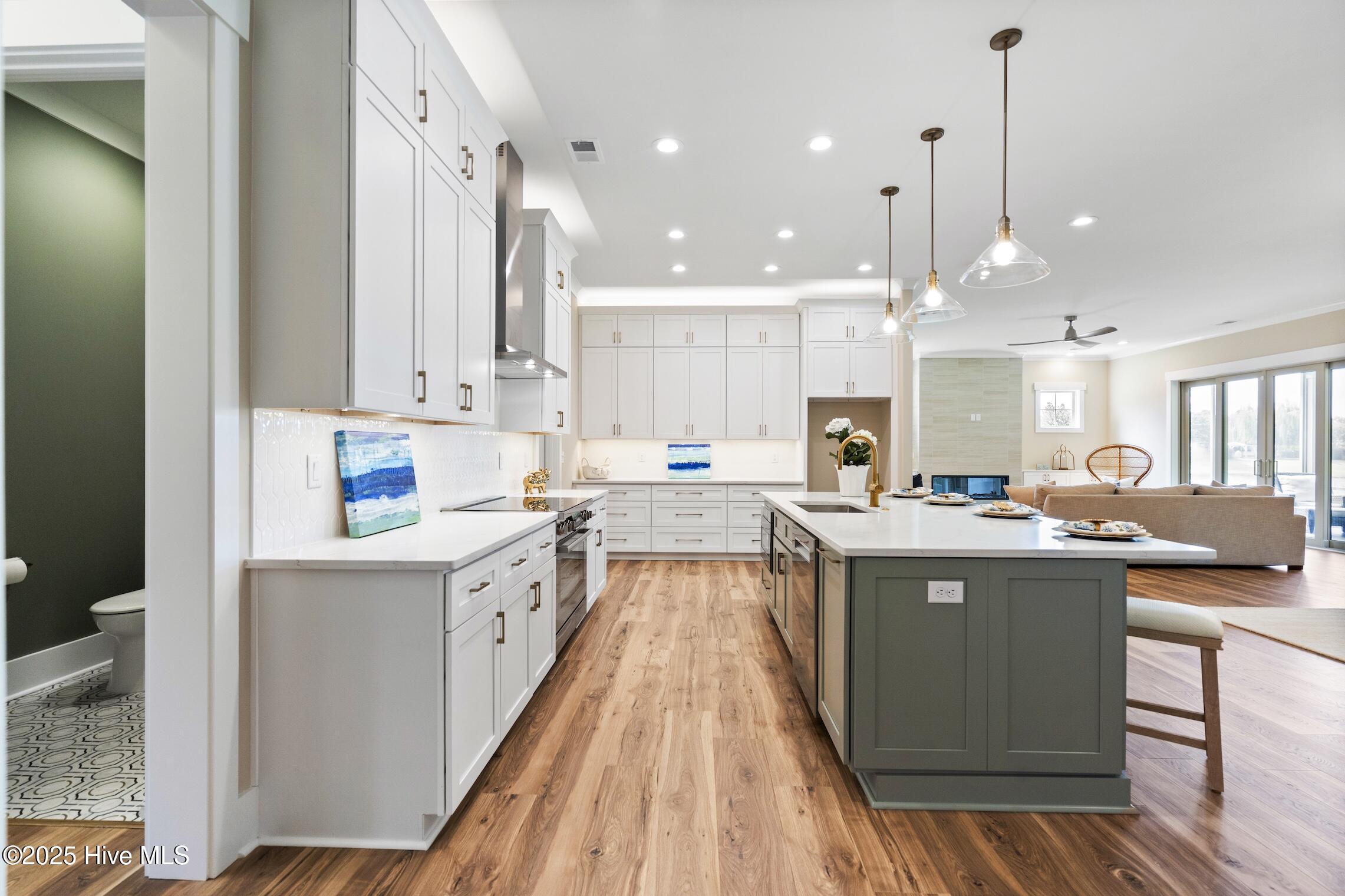 Wilmington, North Carolina, 28412, United States, 4 Bedrooms Bedrooms, ,4 BathroomsBathrooms,Residential,For Sale,1940432