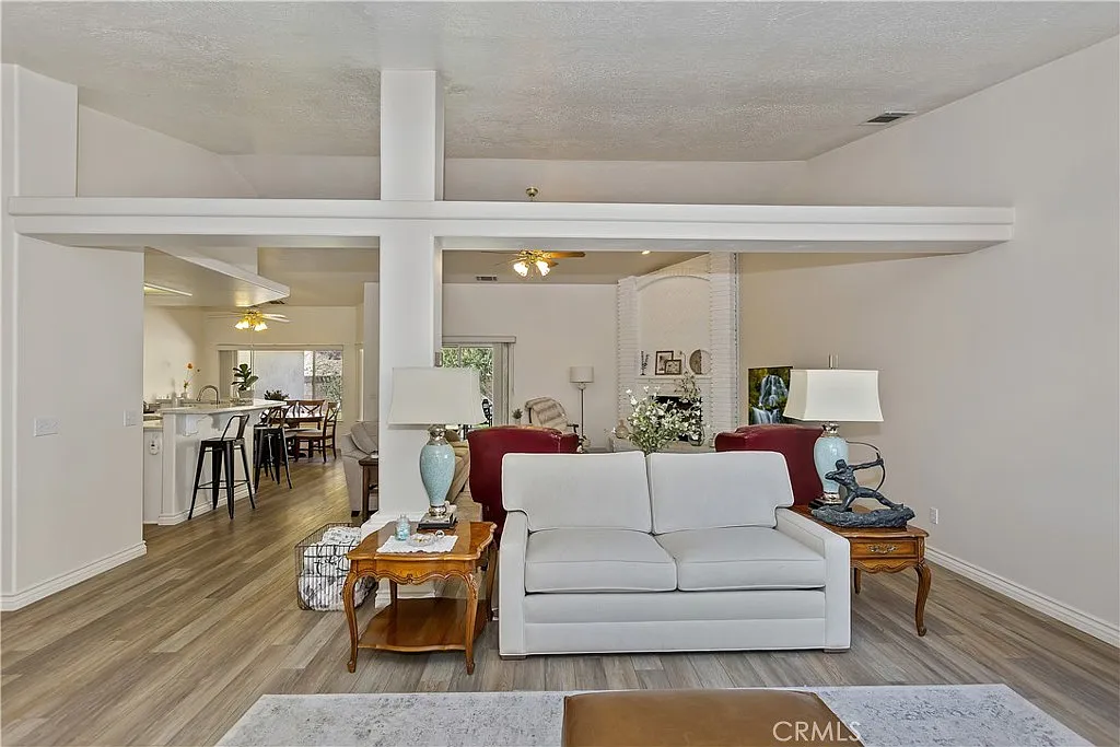 Victorvile, California, 92395, United States, 4 Bedrooms Bedrooms, ,2 BathroomsBathrooms,Residential,For Sale,1978607