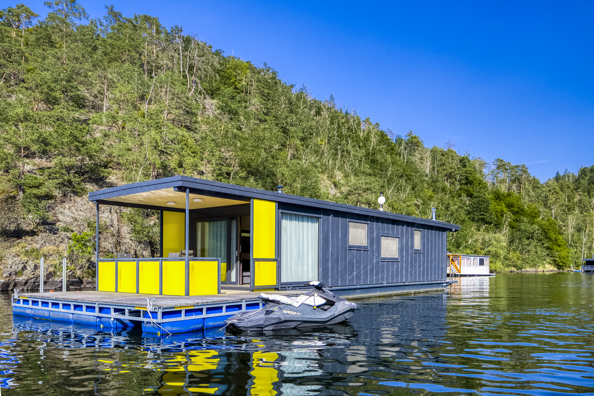  2-bedroom Houseboat - 物件實景