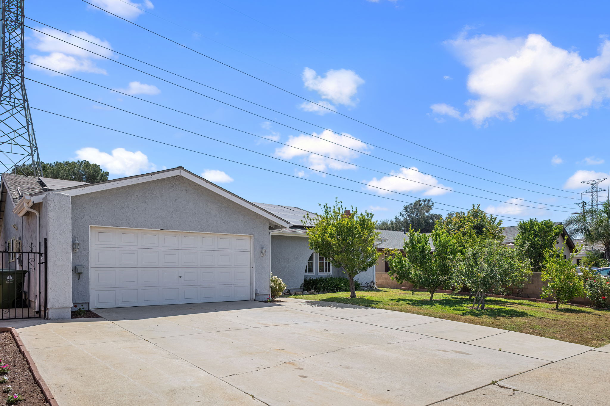  12622 Amboy Avenue - 物件實景
