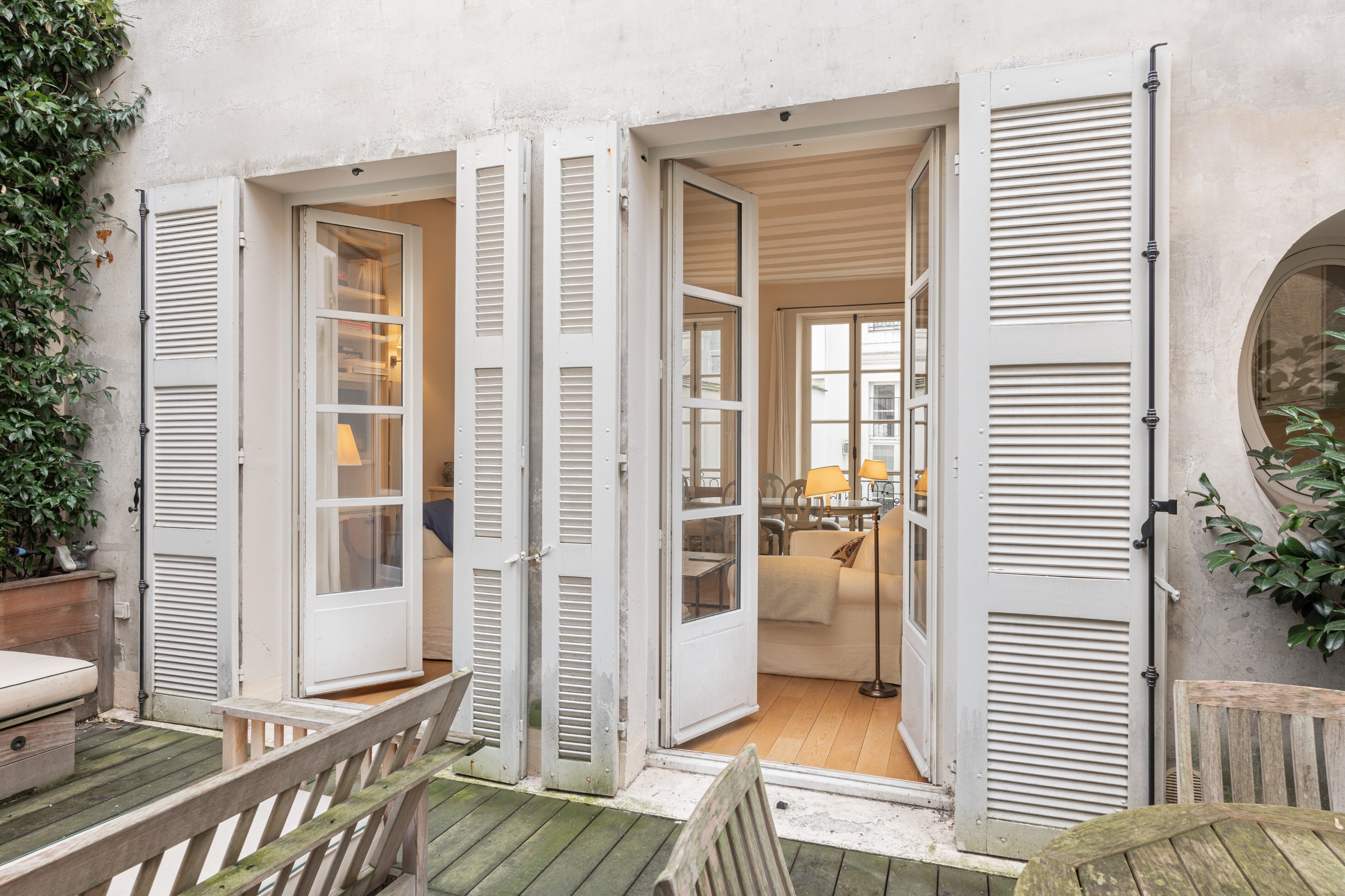  Elegant, fully renovated apartment with a spacious landscaped terrace - 物件實景