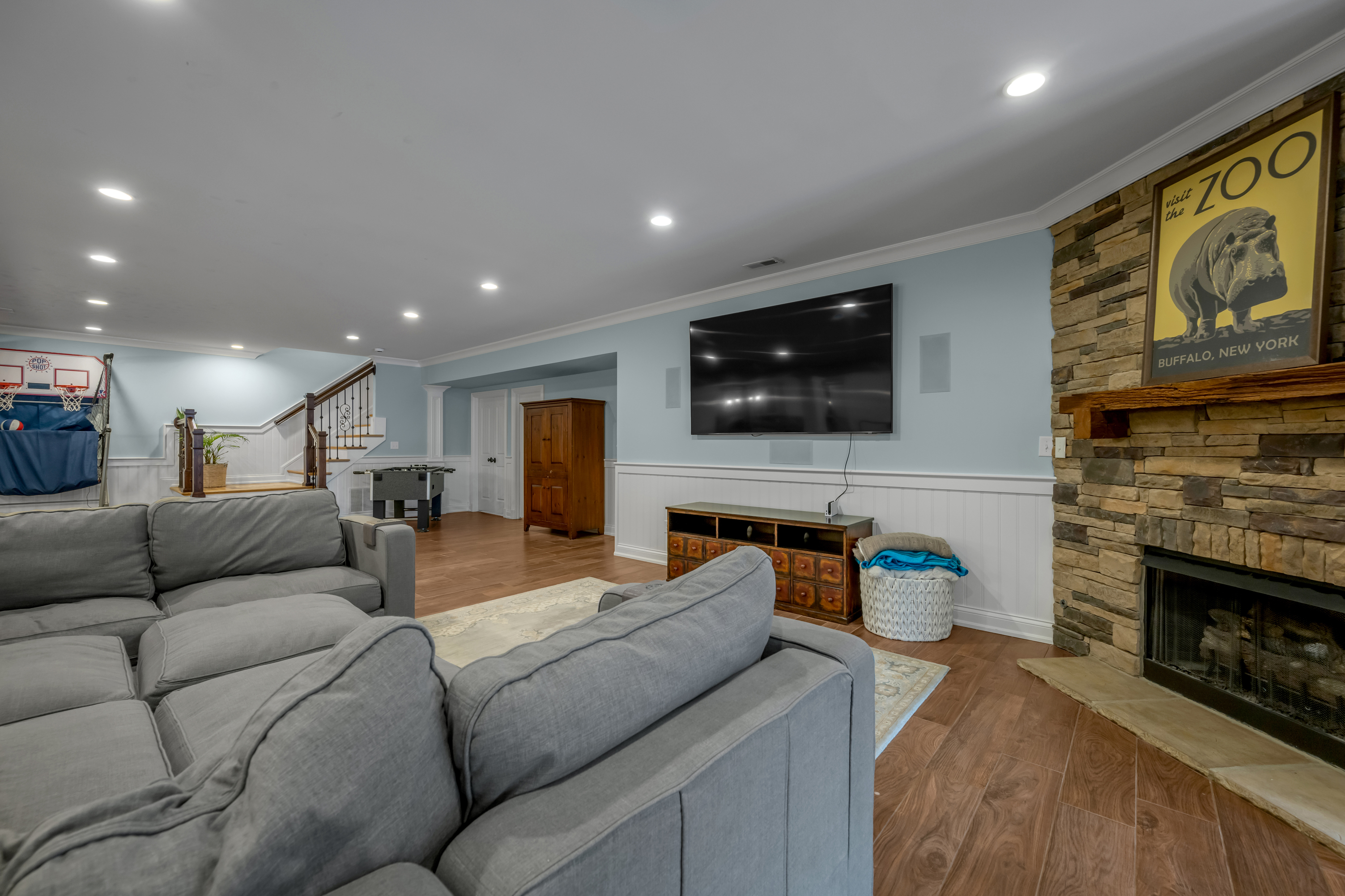  111 Roseburg Way - 物件實景