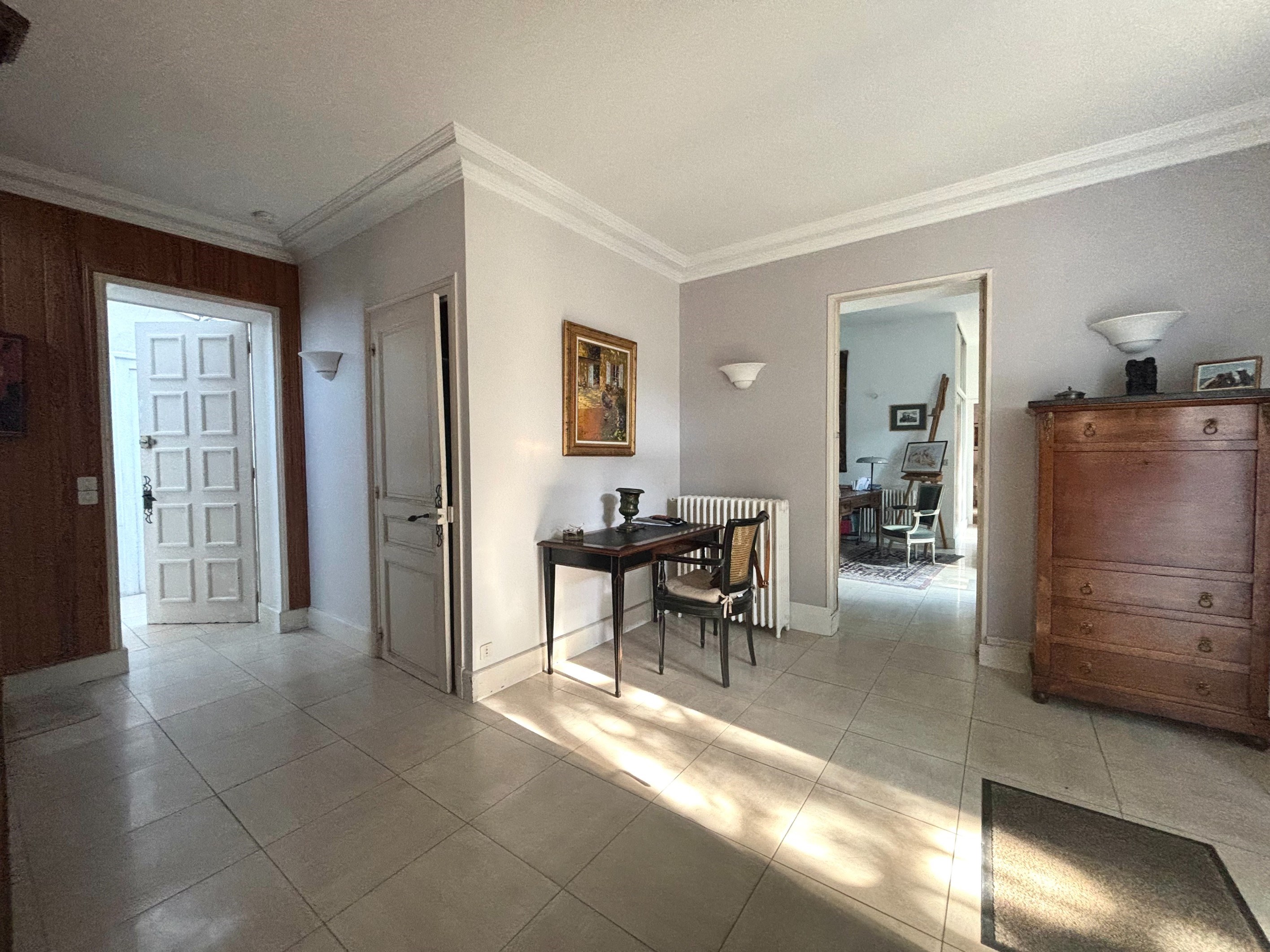  Olivet – Elegant Early 20th Century Villa – 230 sqm – 1,800 sqm Landscaped Park - 物件實景