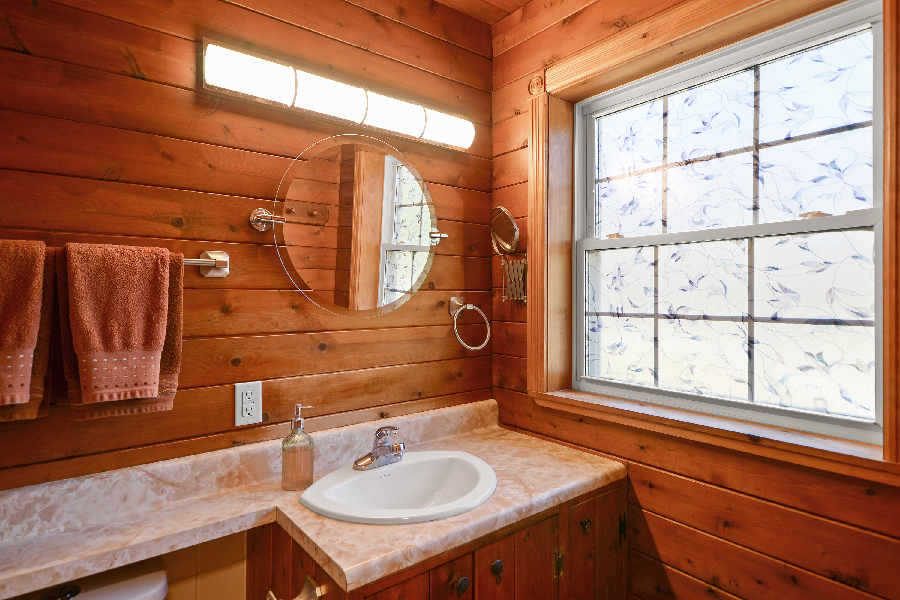  93 Pristine Acres of Privacy - 物件實景