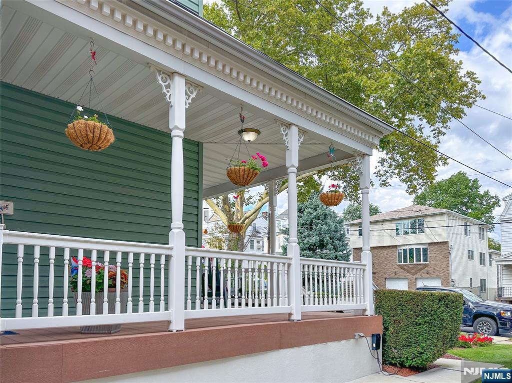 Kearny, New Jersey, 07032, United States, 4 Bedrooms Bedrooms, ,2 BathroomsBathrooms,Residential,For Sale,1928584