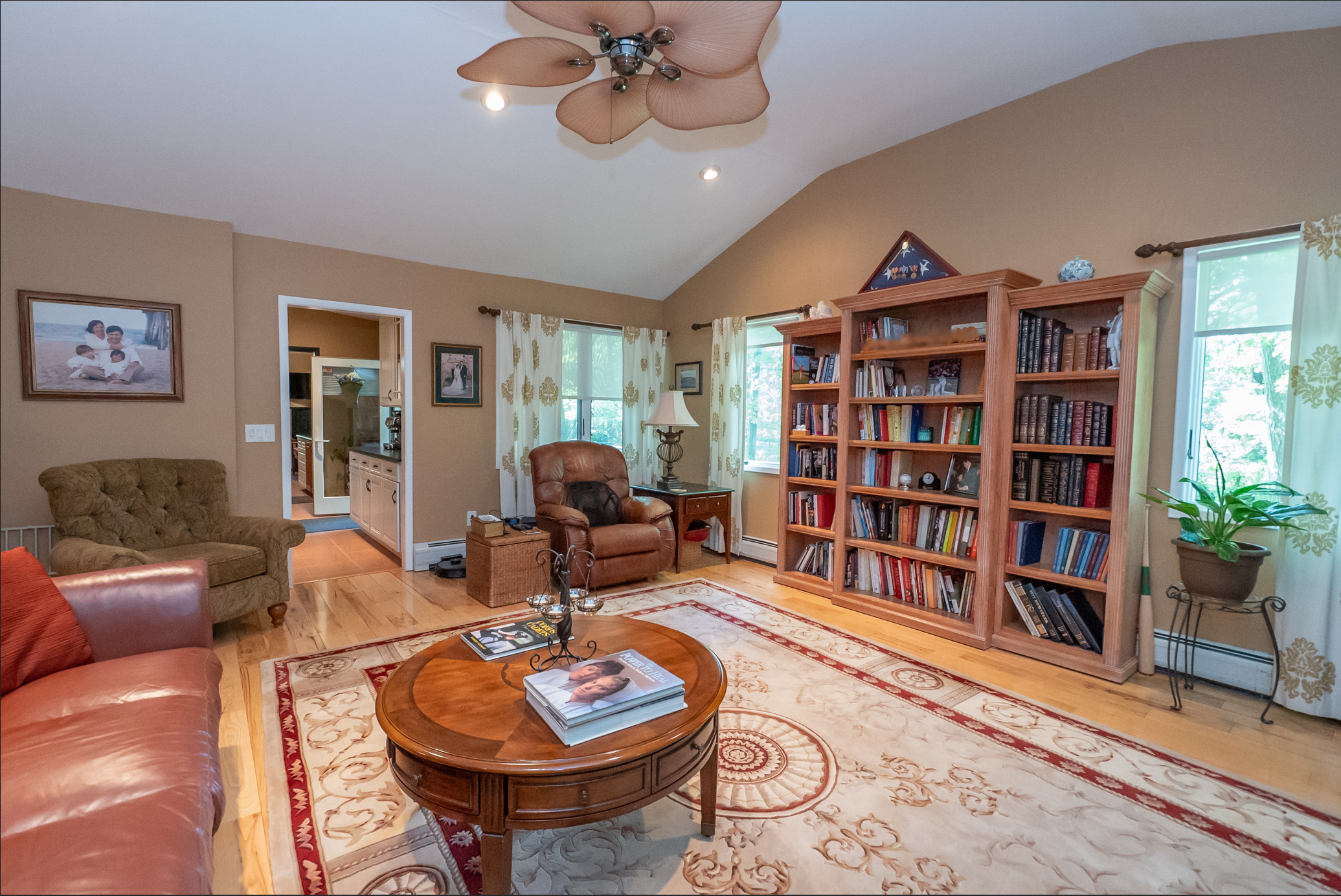 East Brunswick, New Jersey, 08816, United States, 3 Bedrooms Bedrooms, ,3 BathroomsBathrooms,Residential,For Sale,1924210