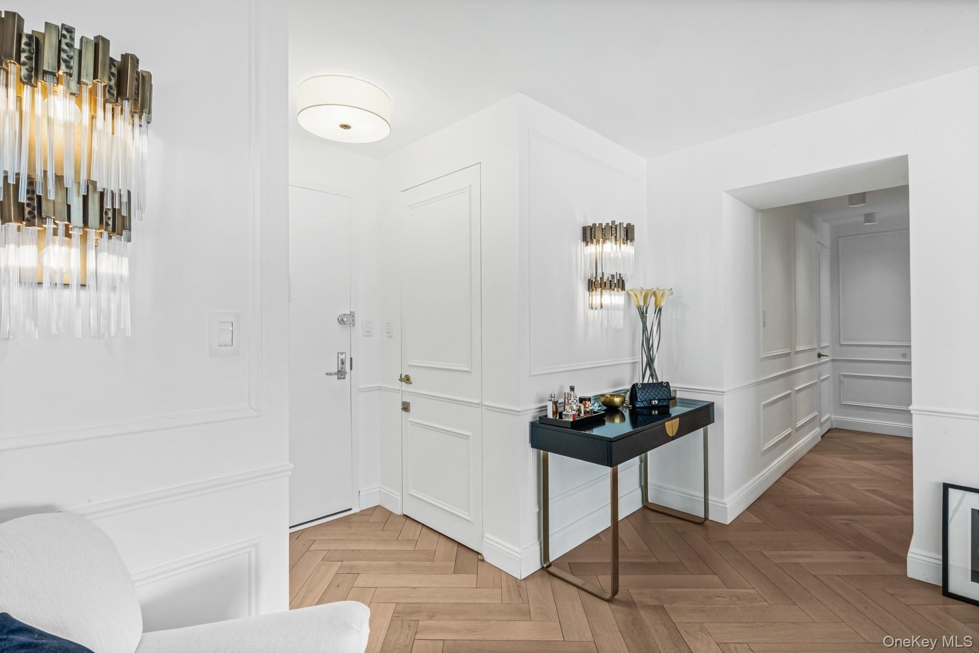Bayside, New York, 11360, United States, 3 Bedrooms Bedrooms, ,2 BathroomsBathrooms,Residential,For Sale,2048394