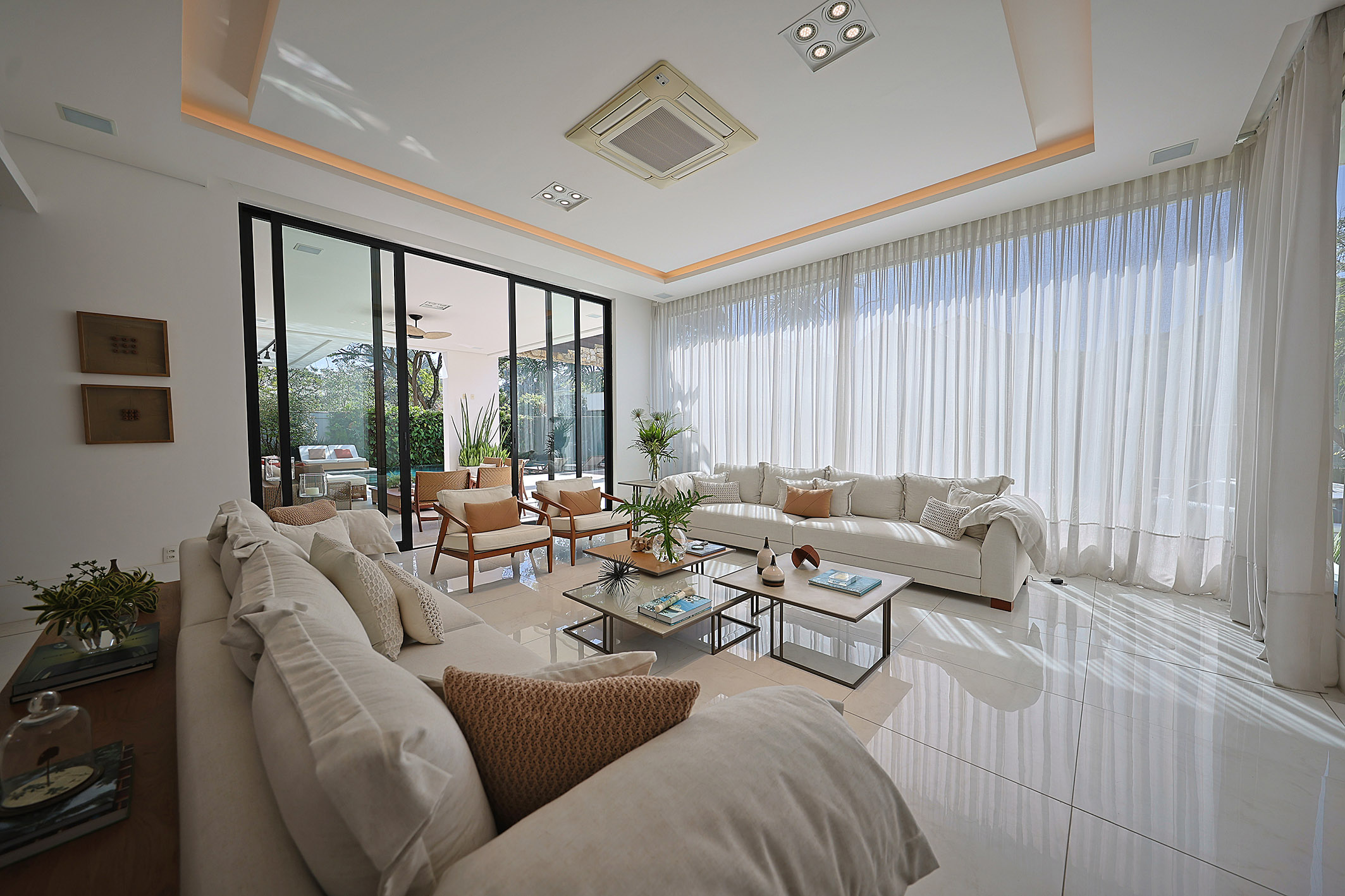  Contemporary House with 5 Suites in Barra da Tijuca - 物件實景