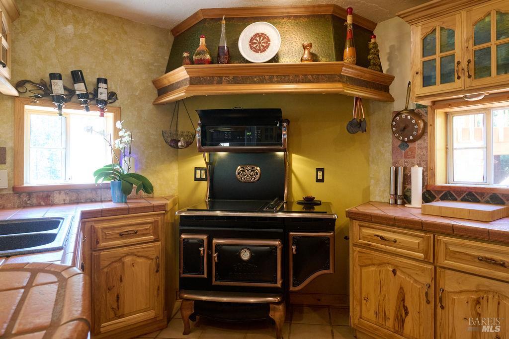 Redwood Valley, California, 95470-8010, United States, 3 Bedrooms Bedrooms, ,2 BathroomsBathrooms,Residential,For Sale,1984443