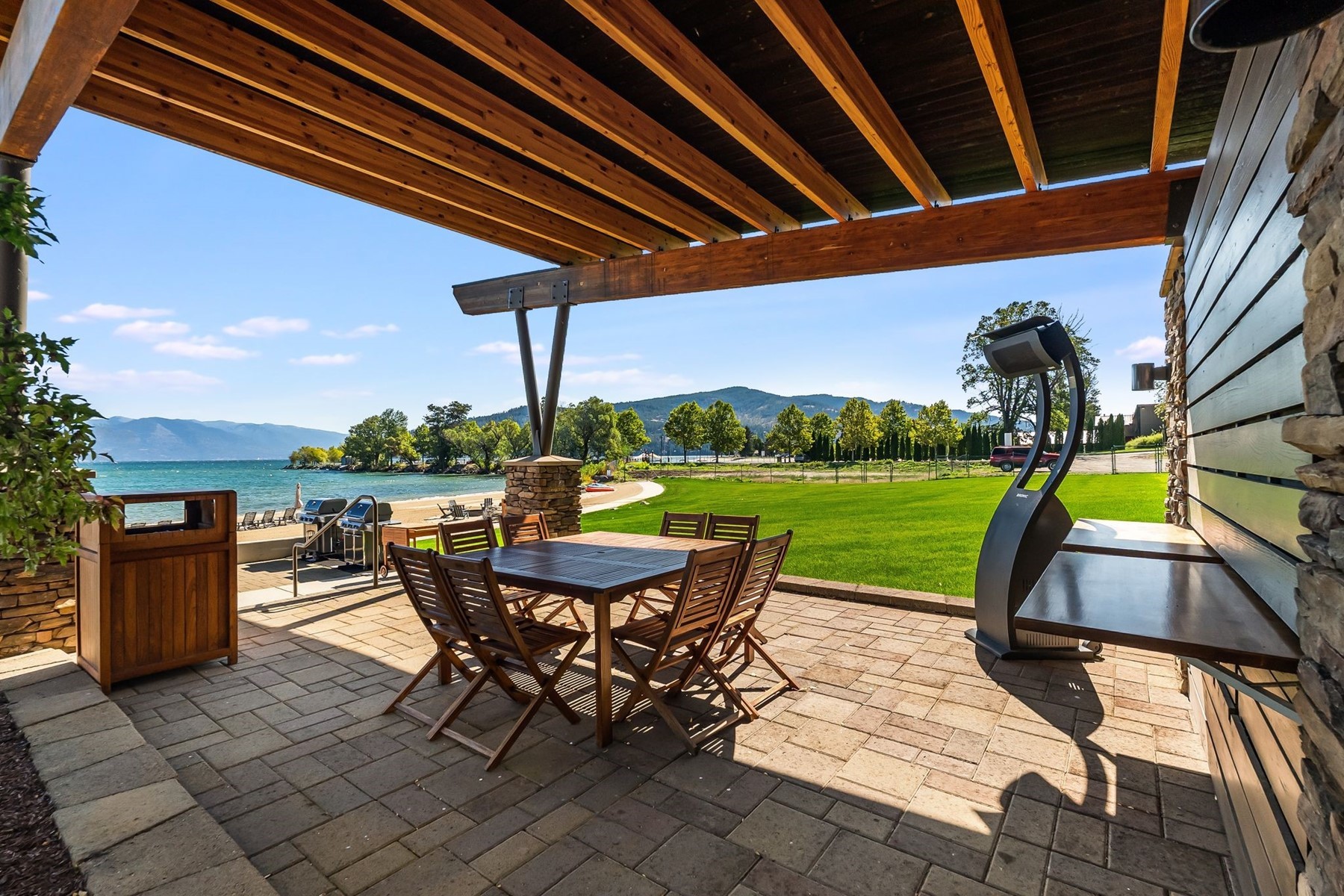  Corner Condo at Seasons at Sandpoint - 物件實景