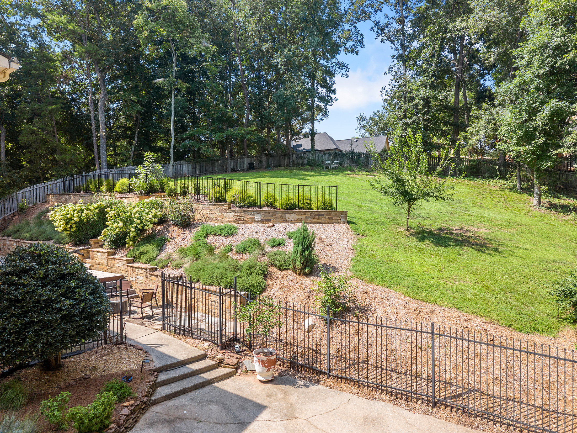  Move-in Ready Stunner in Highly Coveted Swim/Tennis Spalding Lake - 物件實景
