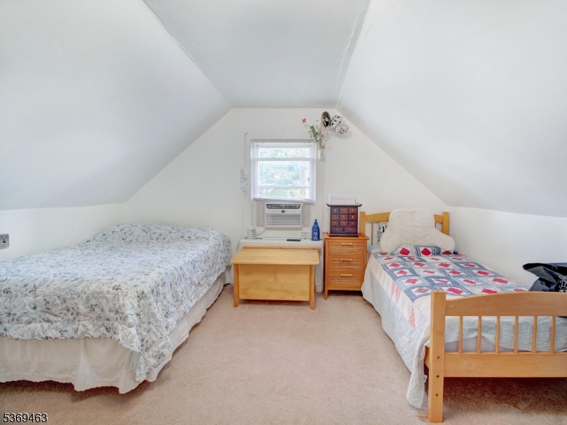 Union Twp., New Jersey, 07083, United States, 4 Bedrooms Bedrooms, ,2 BathroomsBathrooms,Residential,For Sale,1901304