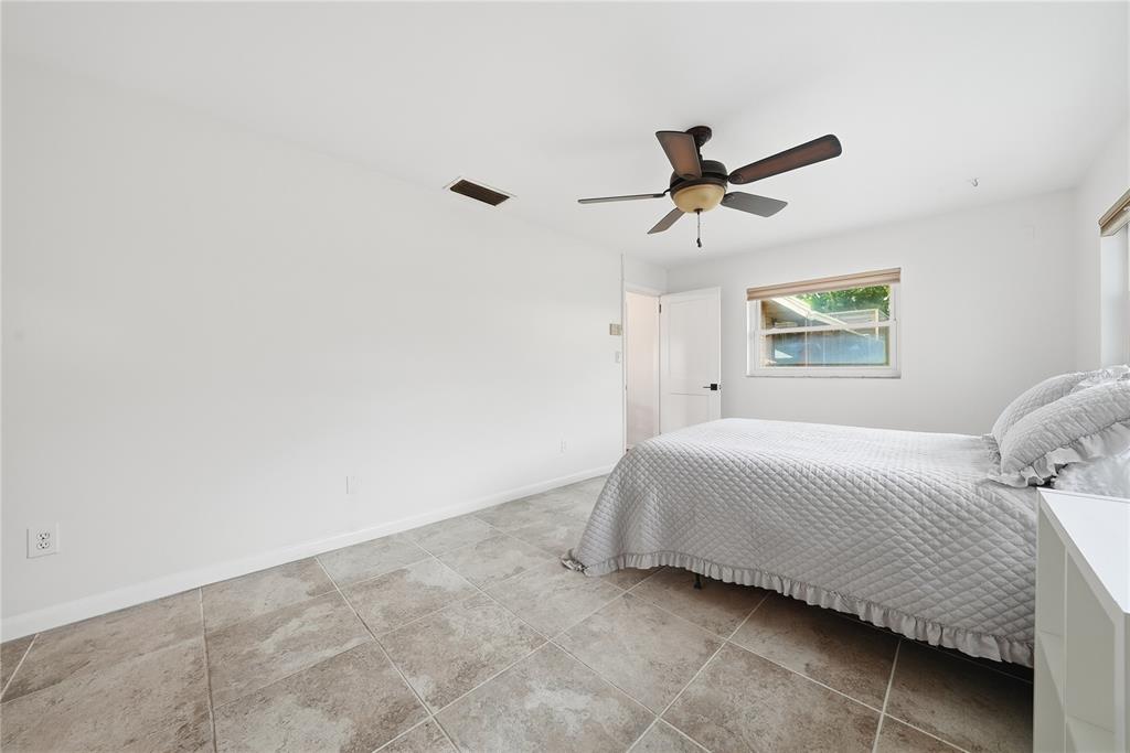 St Petersburg, Florida, 33703, United States, 4 Bedrooms Bedrooms, ,4 BathroomsBathrooms,Residential,For Sale,2002188