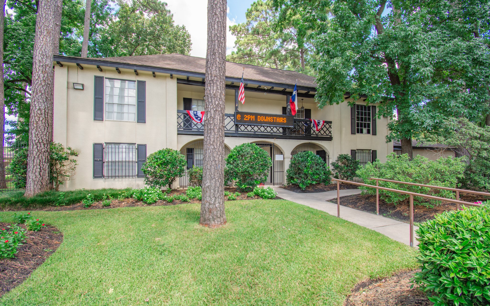  25223 Lynbriar Lane - 物件實景