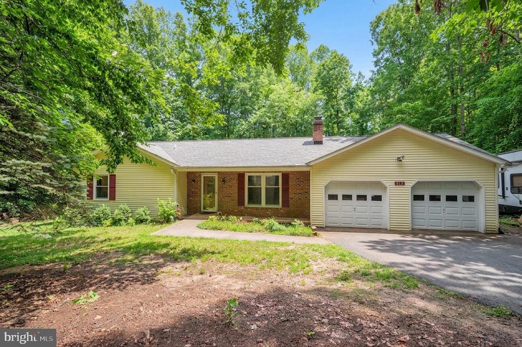 Fredericksburg, Virginia, 22406, United States, 3 Bedrooms Bedrooms, ,2 BathroomsBathrooms,Residential,For Sale,2049336