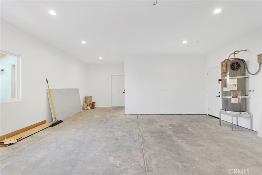Hesperia, California, 92345, United States, 3 Bedrooms Bedrooms, ,3 BathroomsBathrooms,Residential,For Sale,2039750