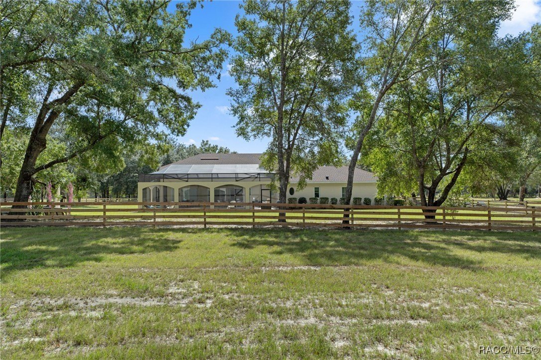 Crystal River, Florida, 34428, United States, 4 Bedrooms Bedrooms, ,4 BathroomsBathrooms,Residential,For Sale,1983688