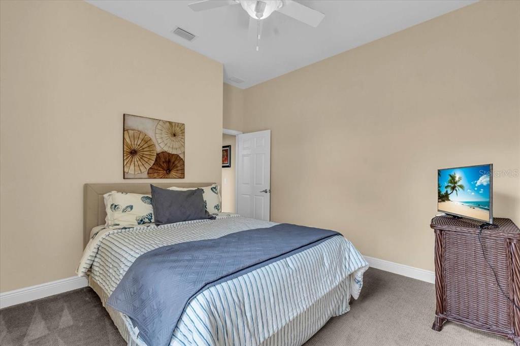 Bradenton, Florida, 34212, United States, 3 Bedrooms Bedrooms, ,3 BathroomsBathrooms,Residential,For Sale,1759767