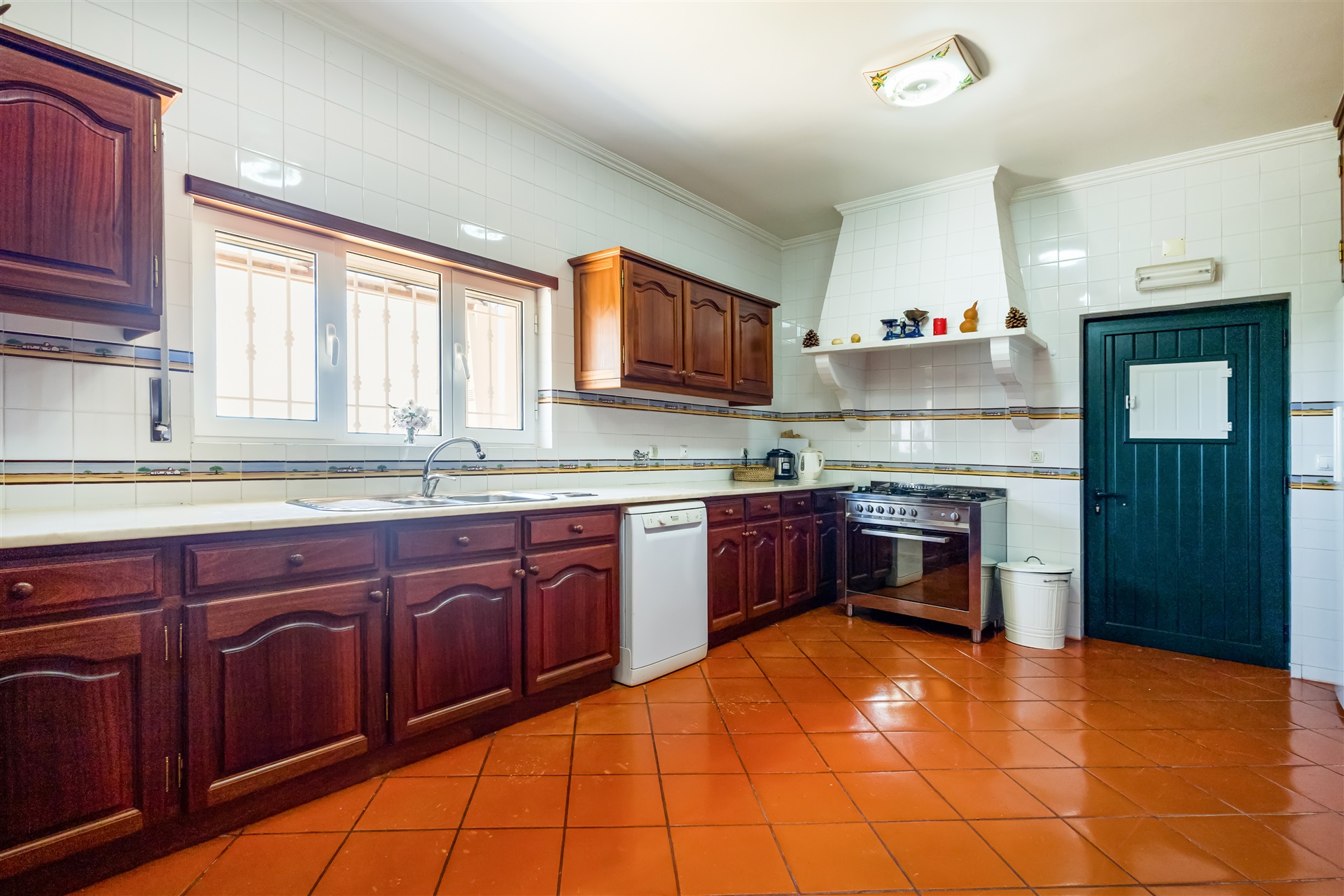  Detached house, 7 bedrooms, for Sale - 物件實景