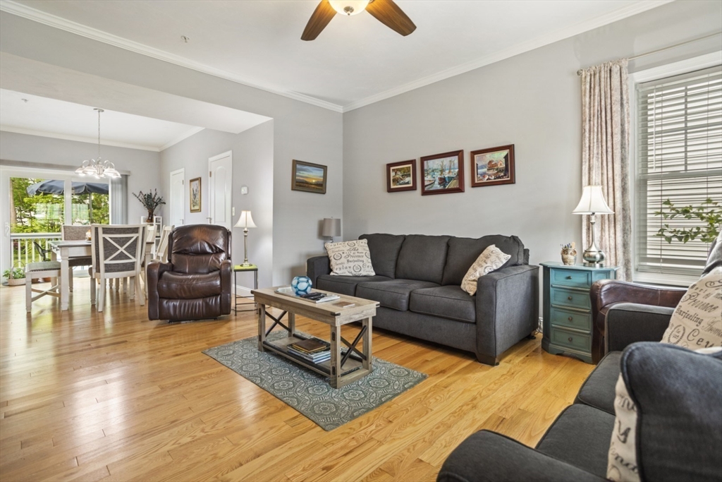 Haverhill, Massachusetts, 01832, United States, 3 Bedrooms Bedrooms, ,3 BathroomsBathrooms,Residential,For Sale,1879402