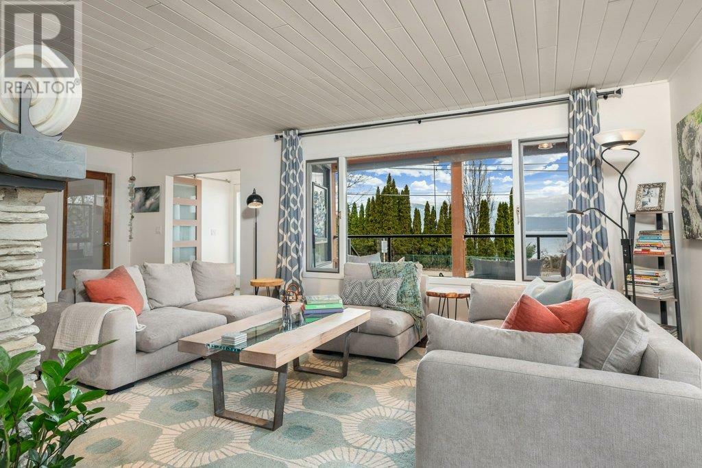 VERNON, British Columbia, V1H 1J9, CA, 6 Bedrooms Bedrooms, ,3 BathroomsBathrooms,Residential,For Sale,1858215