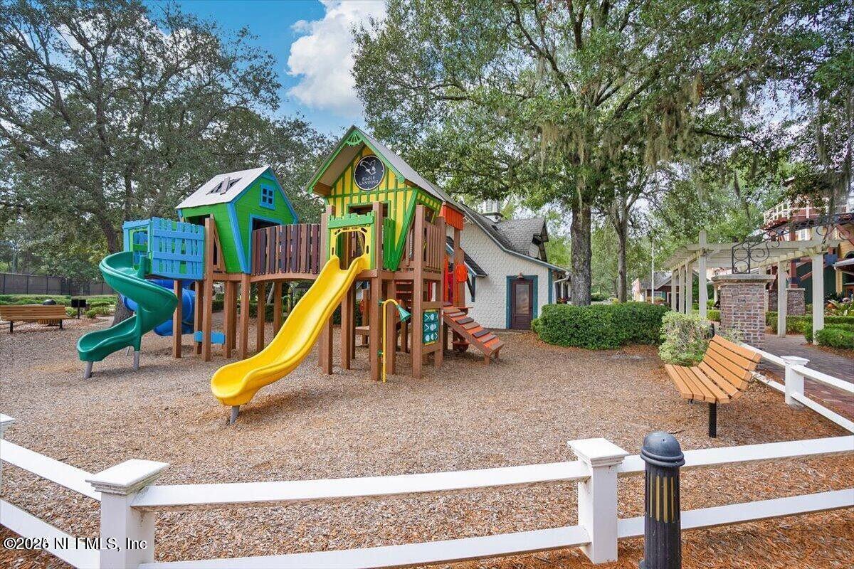 Orange Park, Florida, 32065, United States, 4 Bedrooms Bedrooms, ,3 BathroomsBathrooms,Residential,For Sale,1979737