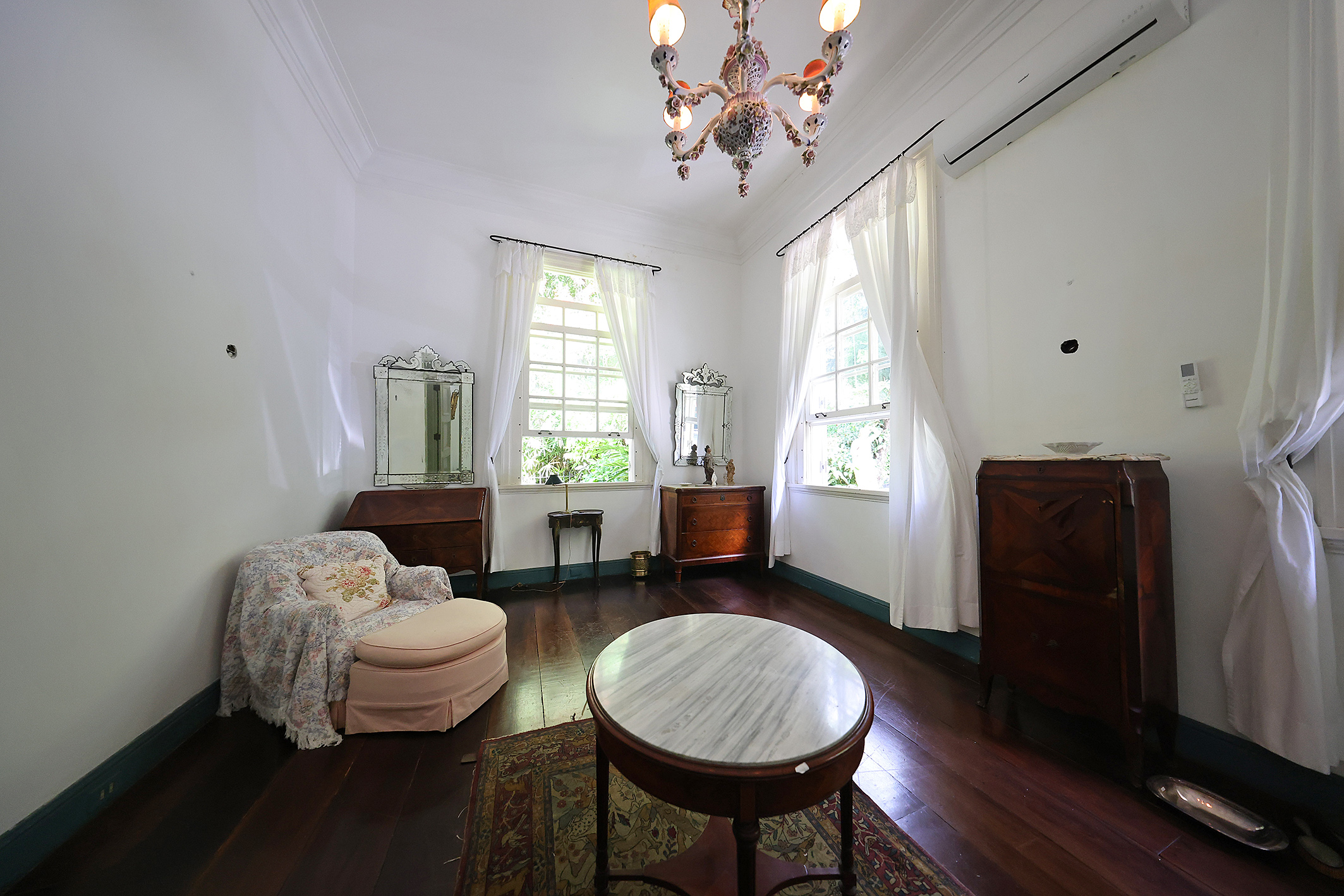  Estate surrounded by greenery with expansive grounds and amenities - 物件實景