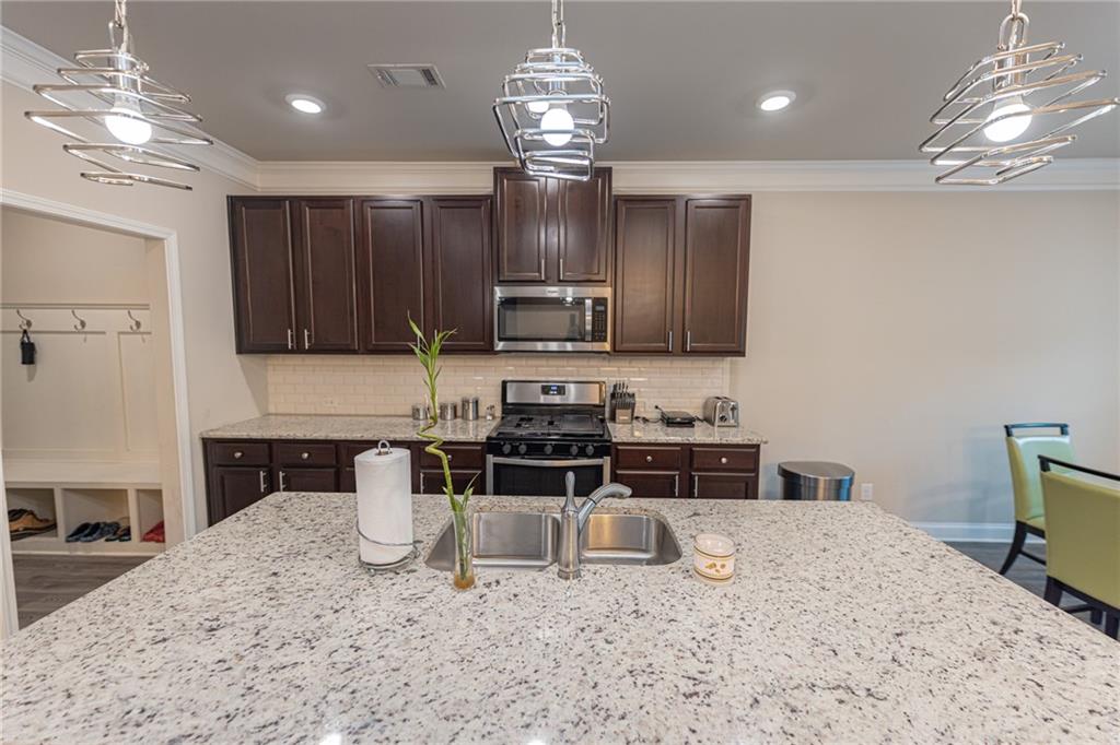 Lawrenceville, Georgia, 30046, United States, 5 Bedrooms Bedrooms, ,4 BathroomsBathrooms,Residential,For Sale,1982539