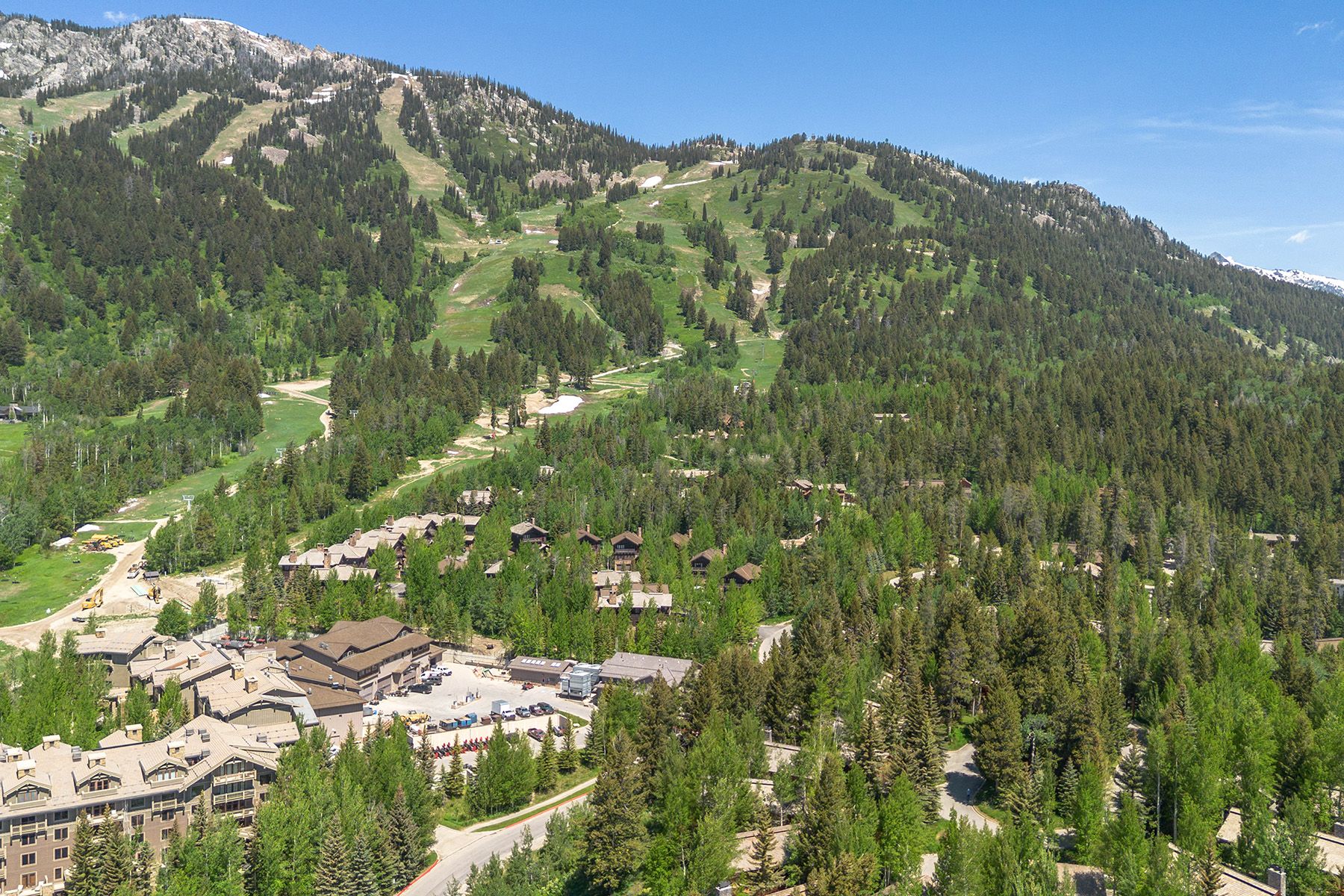  Ski-In Ski-Out Luxury Cabin  Jackson Hole Mountain Resort  Teton Village WY - 物件實景