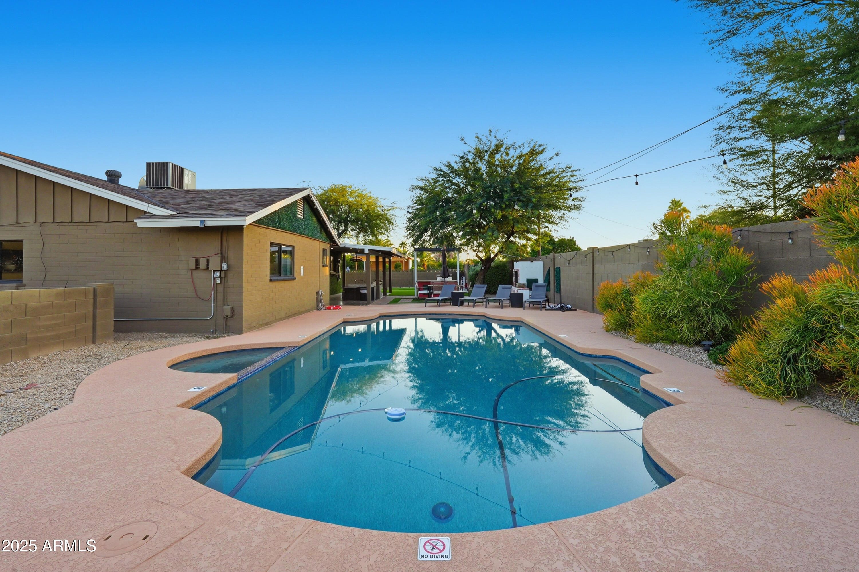 Scottsdale, Arizona, 85251, United States, 4 Bedrooms Bedrooms, ,2 BathroomsBathrooms,Residential,For Sale,2001861