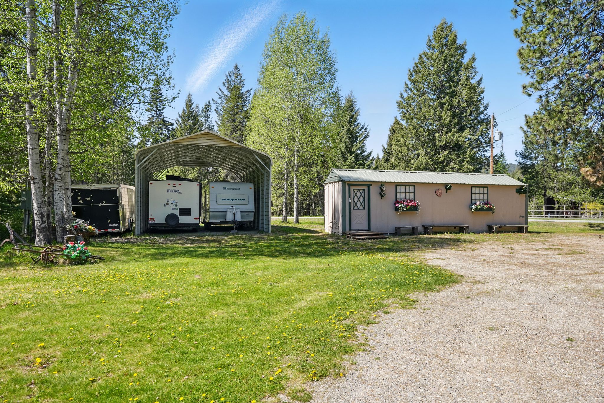 Sagle, Idaho, 83860, United States, 4 Bedrooms Bedrooms, ,2 BathroomsBathrooms,Residential,For Sale,1931932