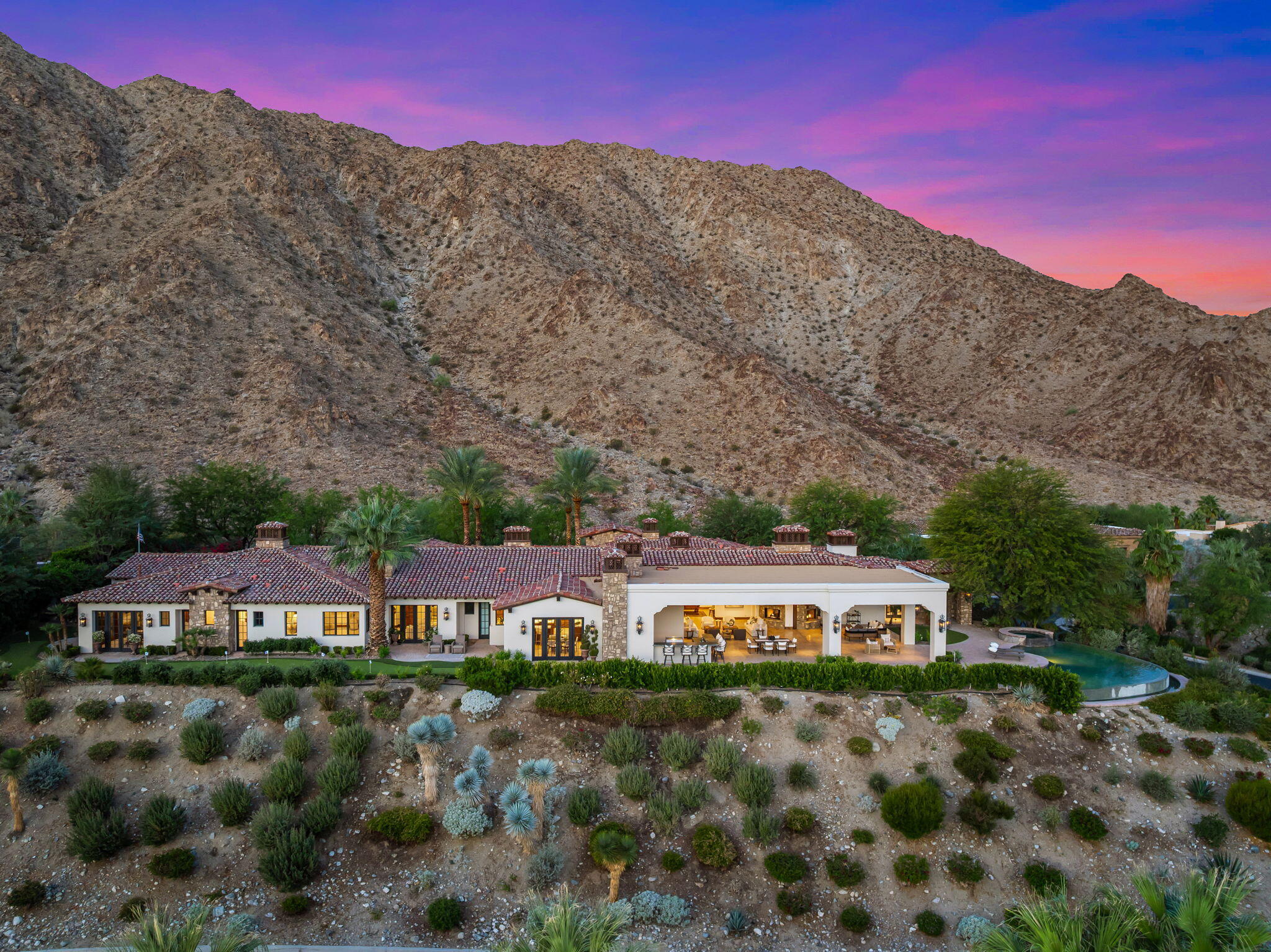 Palm Desert, California, 92260, United States, 7 Bedrooms Bedrooms, ,9 BathroomsBathrooms,Residential,For Sale,1996836