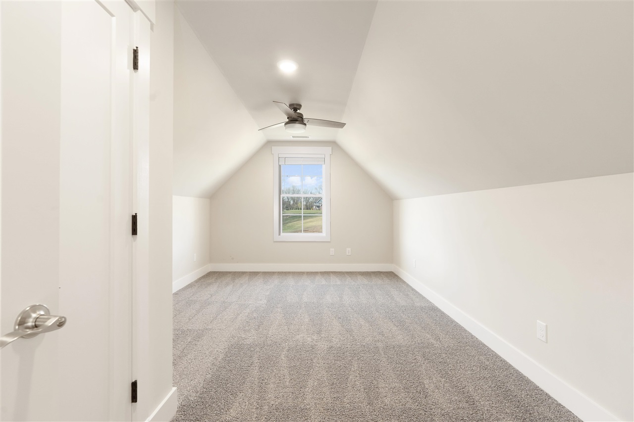 Bowling Green, Kentucky, 42103, United States, 5 Bedrooms Bedrooms, ,3 BathroomsBathrooms,Residential,For Sale,1752751