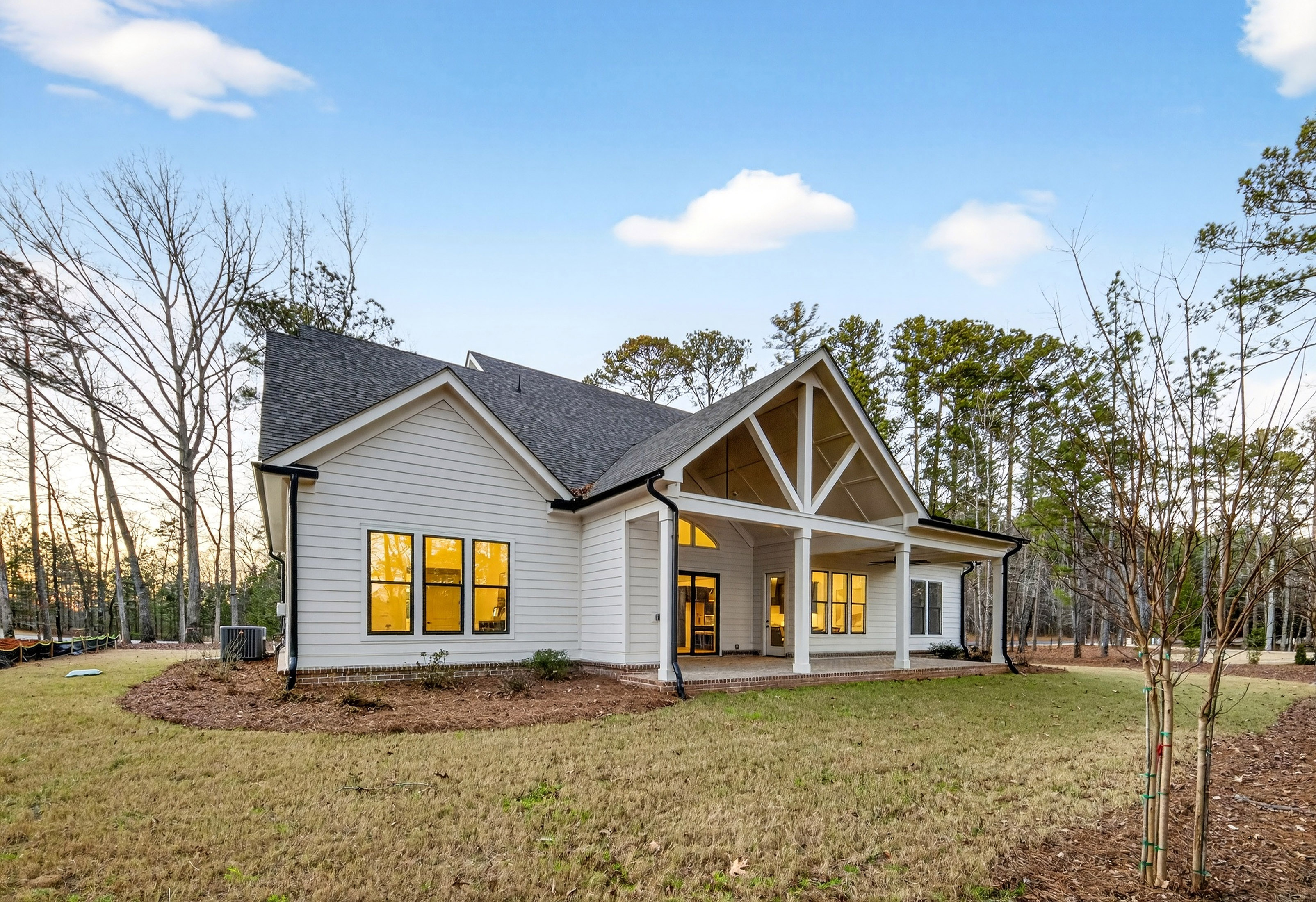  Incredible Opportunity to Own a Brand New Home in Harbor Club on Lake Oconee - 物件實景