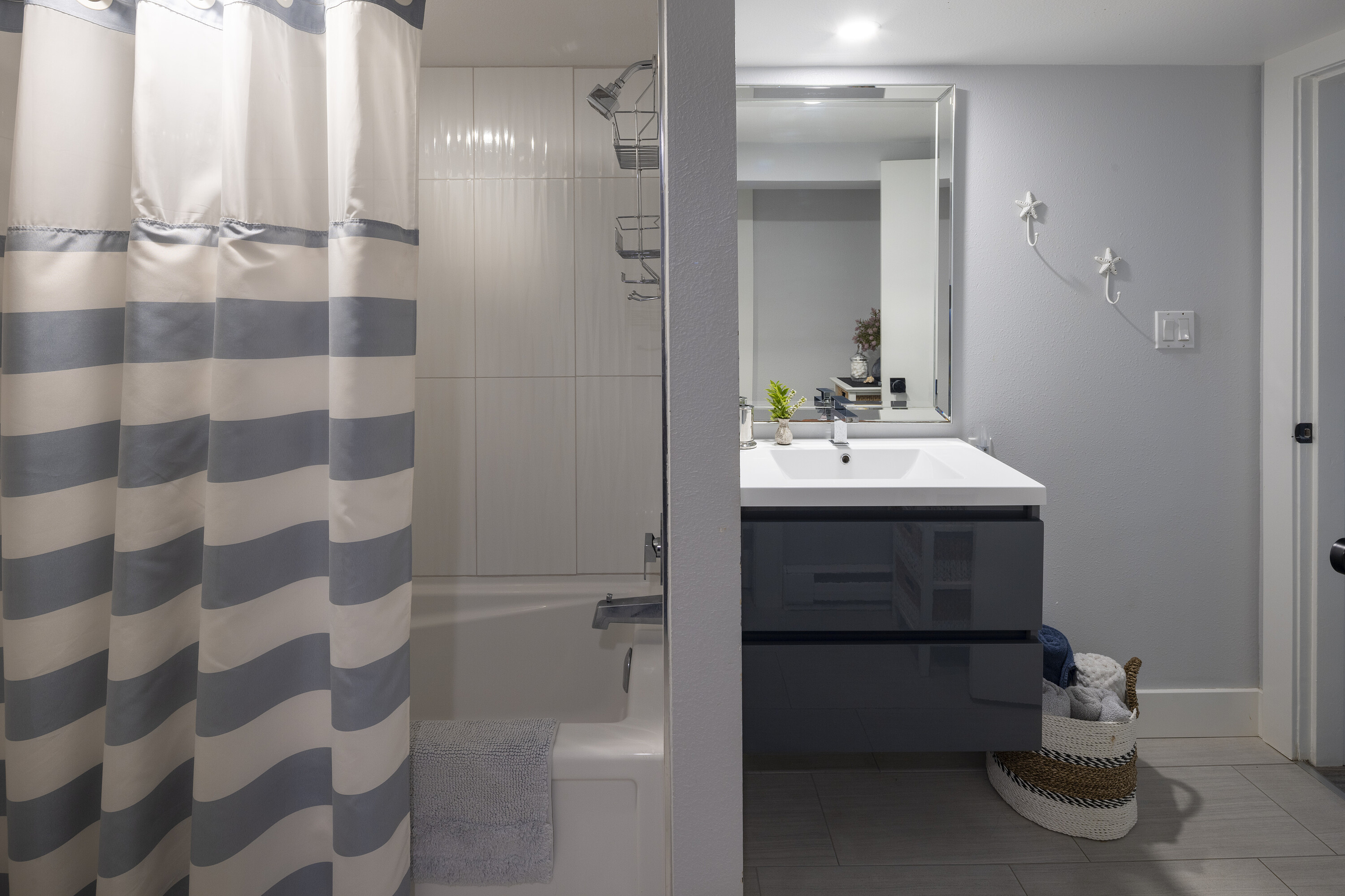  Upscale Waterfront Oasis - 物件實景