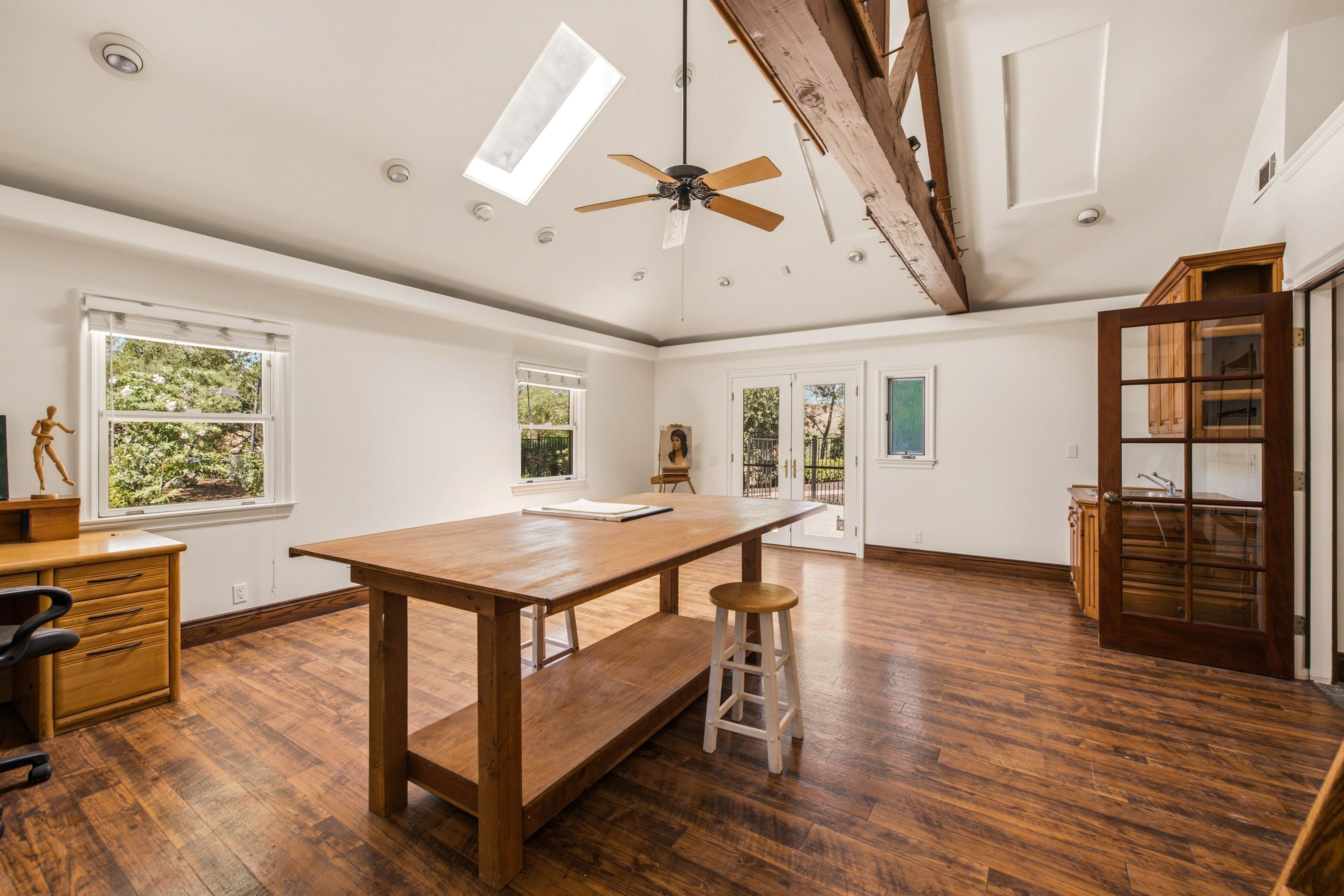  Gated Estate on Nearly 2 Acres - 物件實景