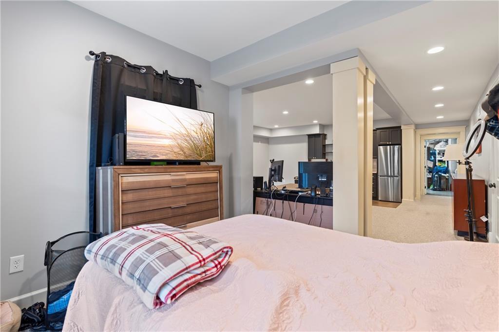 Marietta, Georgia, 30060, United States, 5 Bedrooms Bedrooms, ,4 BathroomsBathrooms,Residential,For Sale,1973923