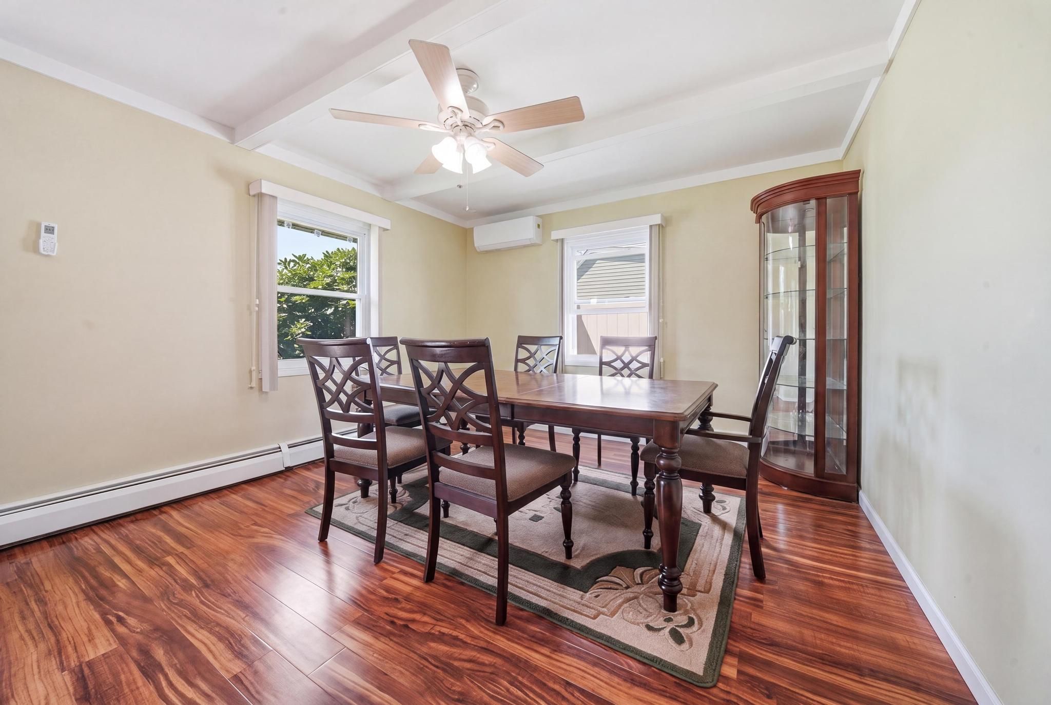  37 Gun Lane, Levittown, NY, 11756 - 物件實景