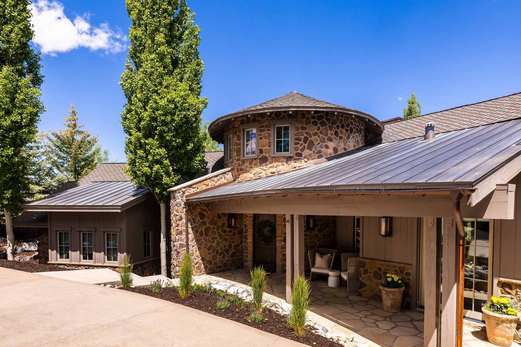  Stunning Remodel with Golf Membership Available in Promontory - 物件實景