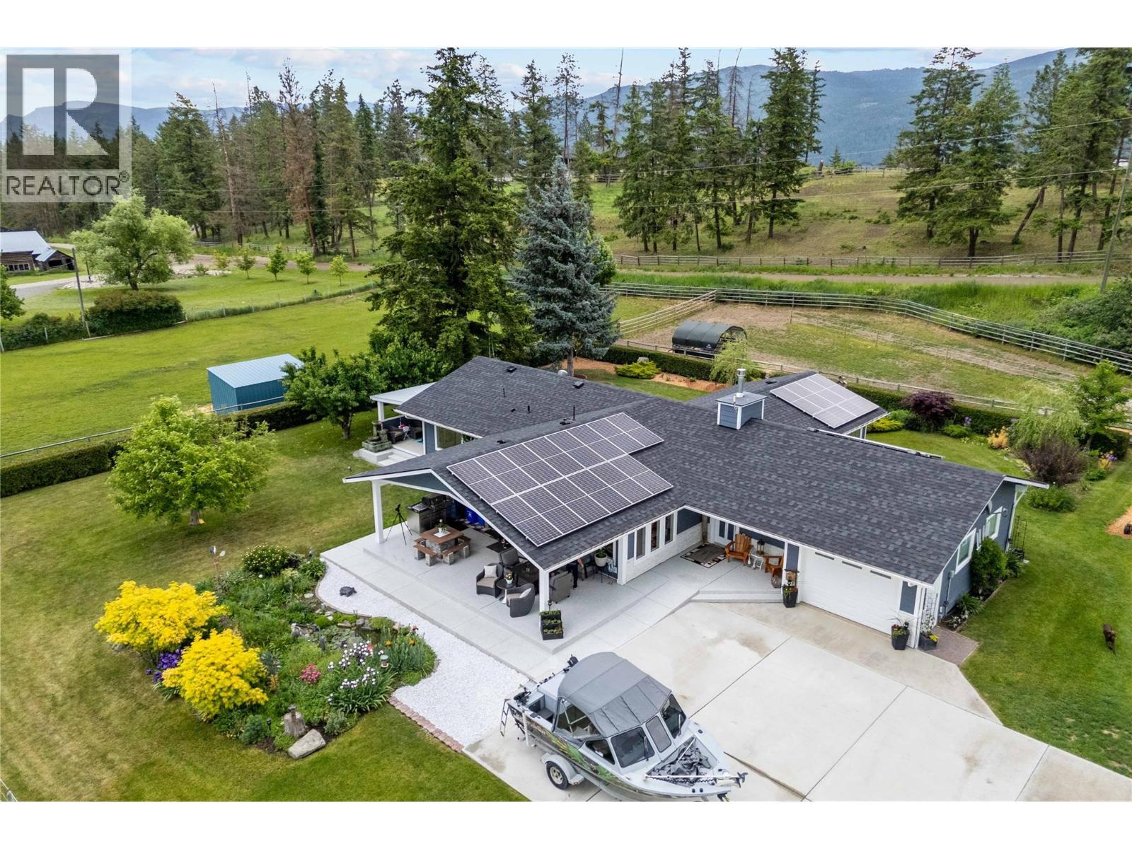 ARMSTRONG, British Columbia, V4Y 0V5, CA, 3 Bedrooms Bedrooms, ,2 BathroomsBathrooms,Residential,For Sale,1947955
